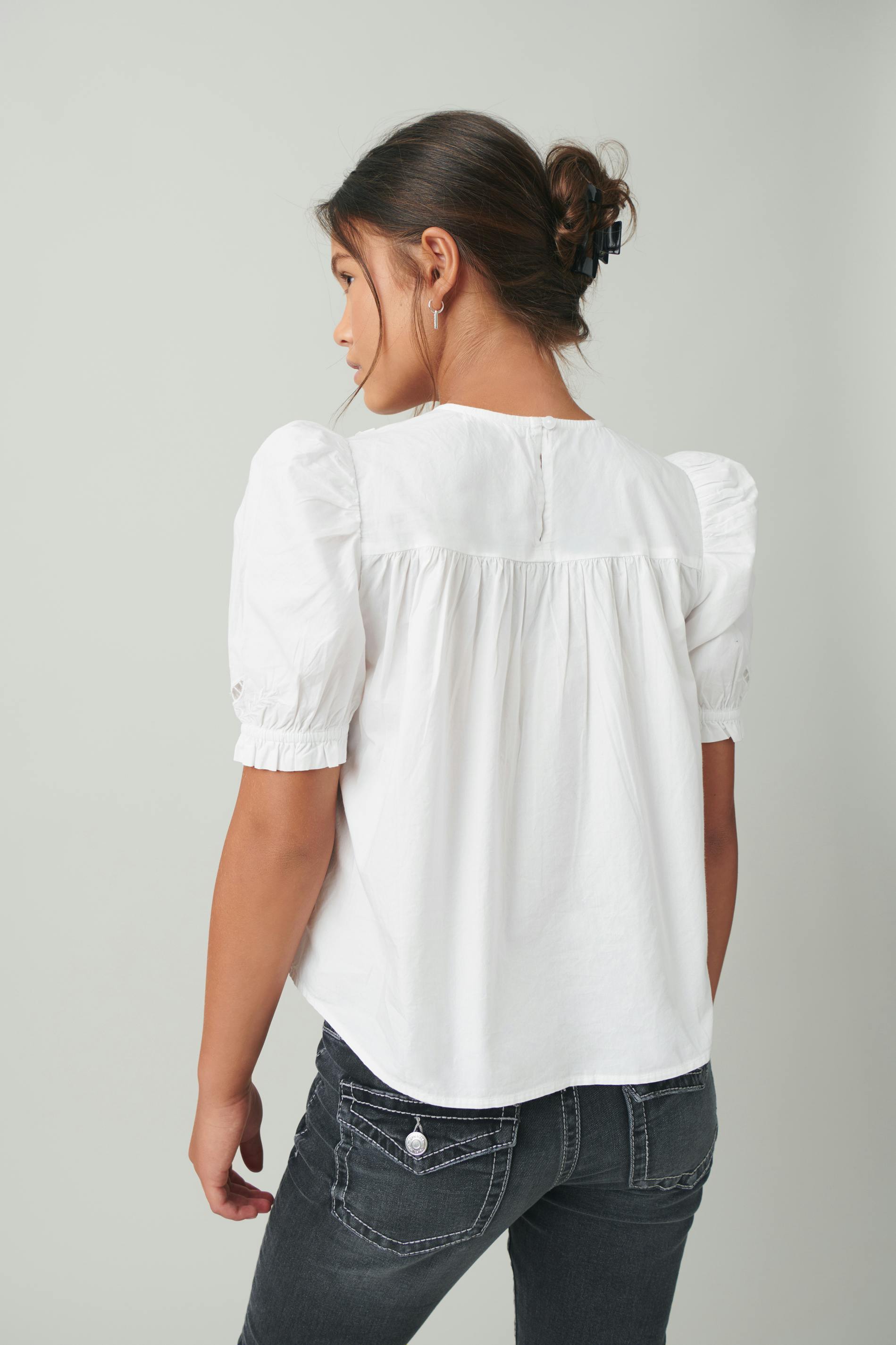 Puff sleeve blouse