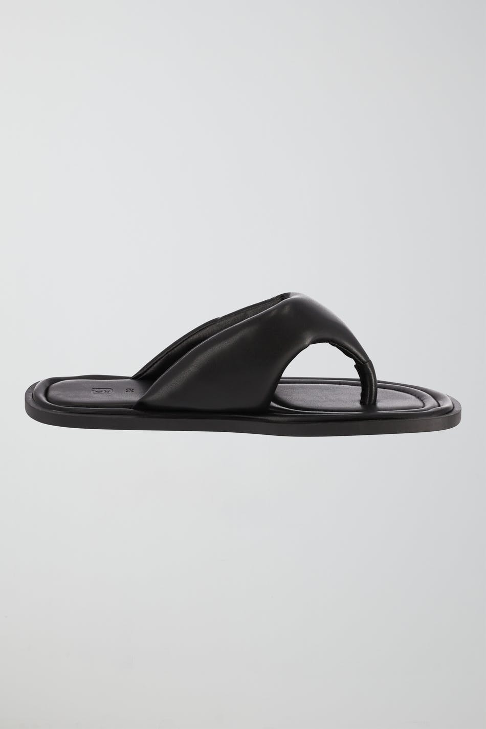 Flip flop sandals