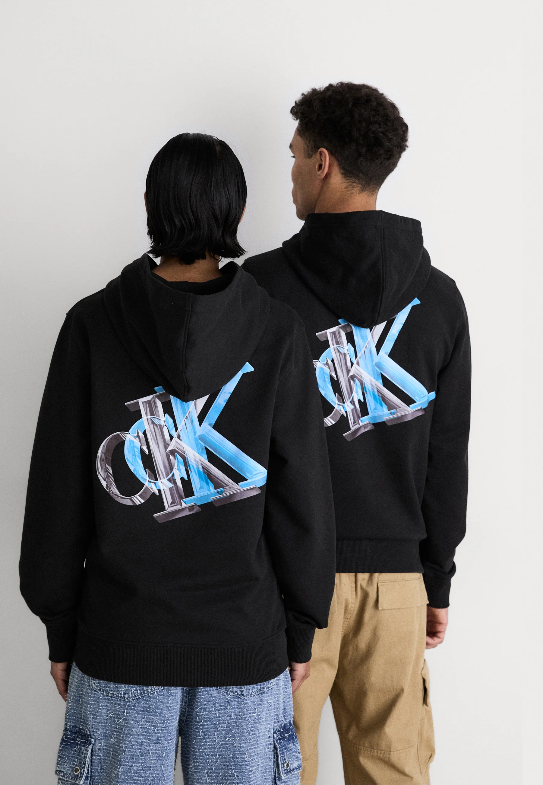 Sudadera con capucha unisex con monograma meta 3D de Calvin Klein Jeans