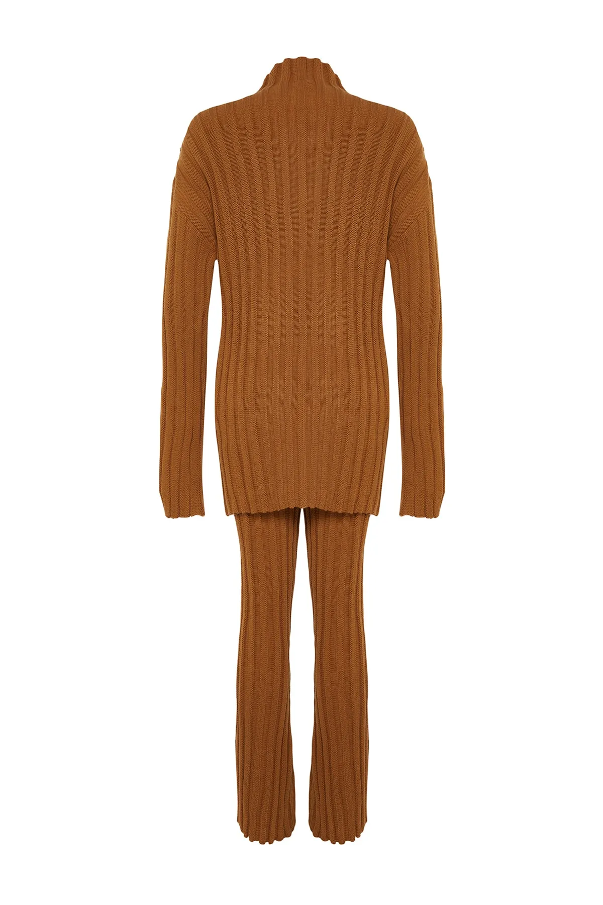 Trendyol Collection  Braunes Strickoberteil- und -unterteil-Set aus Cord-Basic-Hose TWOAW24AU00013