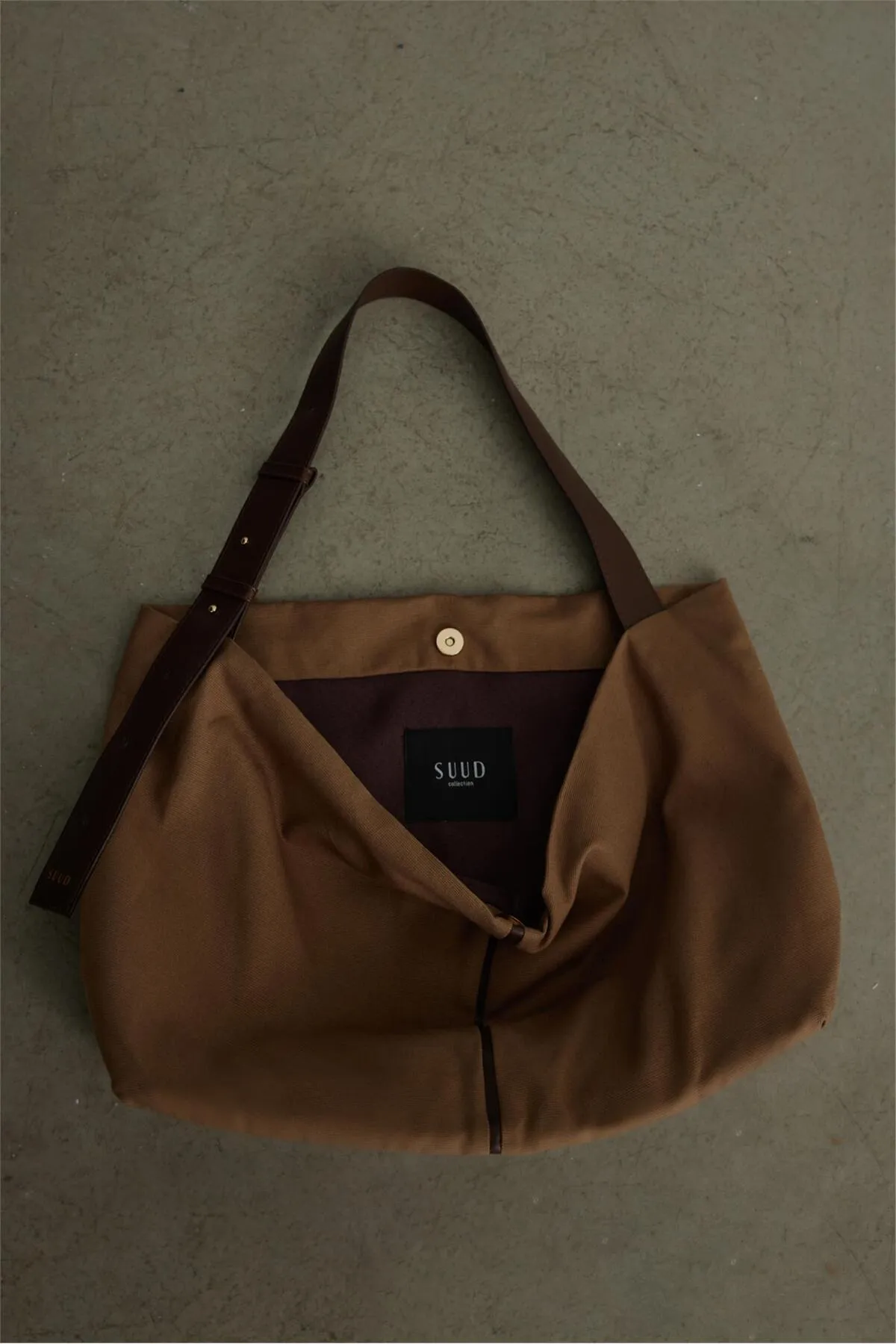 Suud Collection  Braune Canvas-Korbtasche