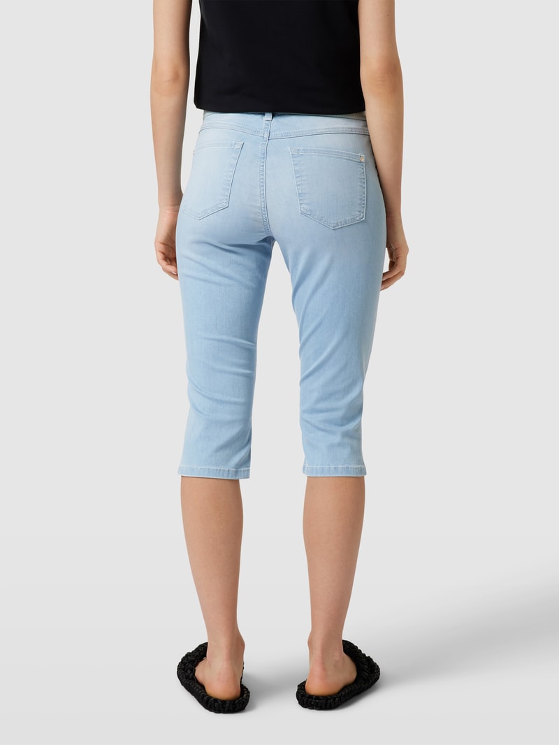 Caprijeans mit Eingrifftaschen in bleu