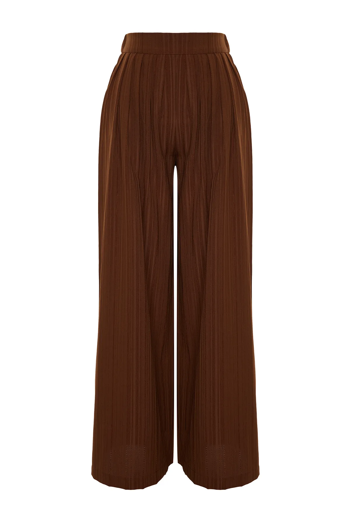 Trendyol Collection  Dunkelbraune, gewebte Hose aus strukturiertem Stoff mit weitem Bein und Faltendetails TWOSS24PL00057