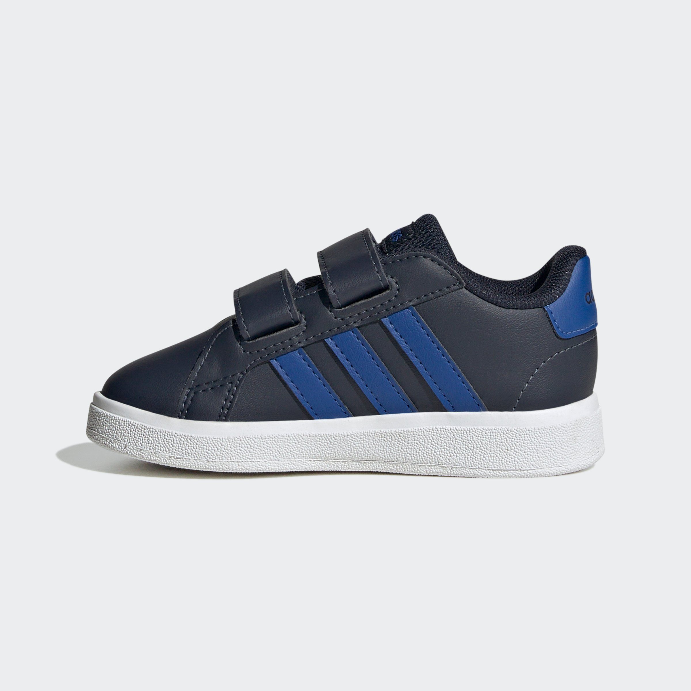 adidas Sportswear GRAND COURT LIFESTYLE HOOK AND LOOP Sneaker Design auf den Spuren des adidas Superstar