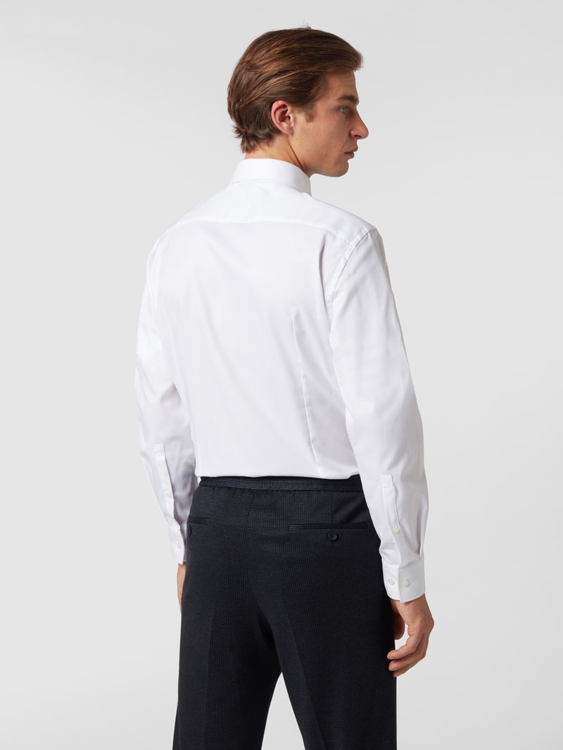 Slim Fit Business-Hemd aus Baumwolle in weiß