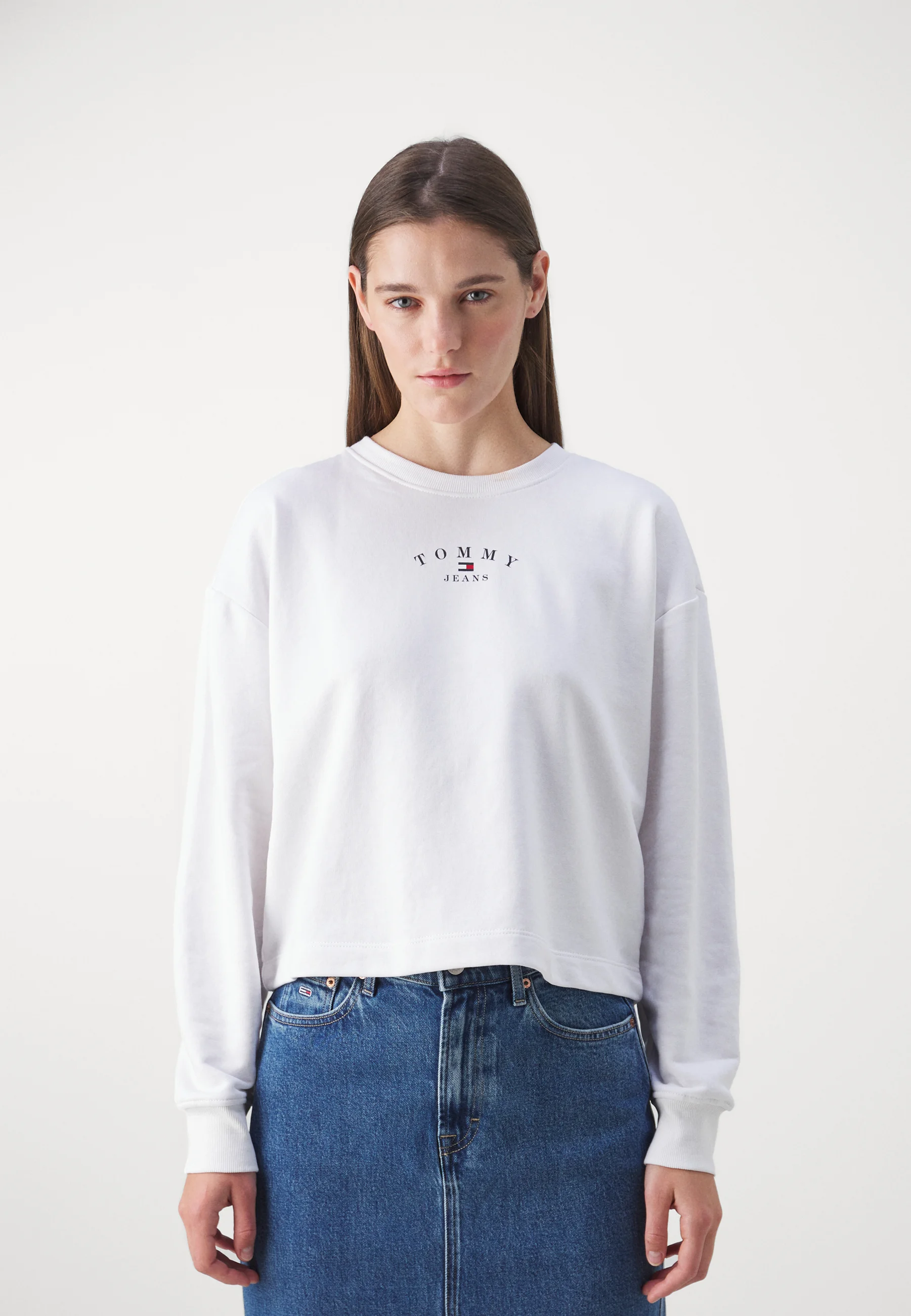 Sudadera Tommy Jeans Essential Logo Crew