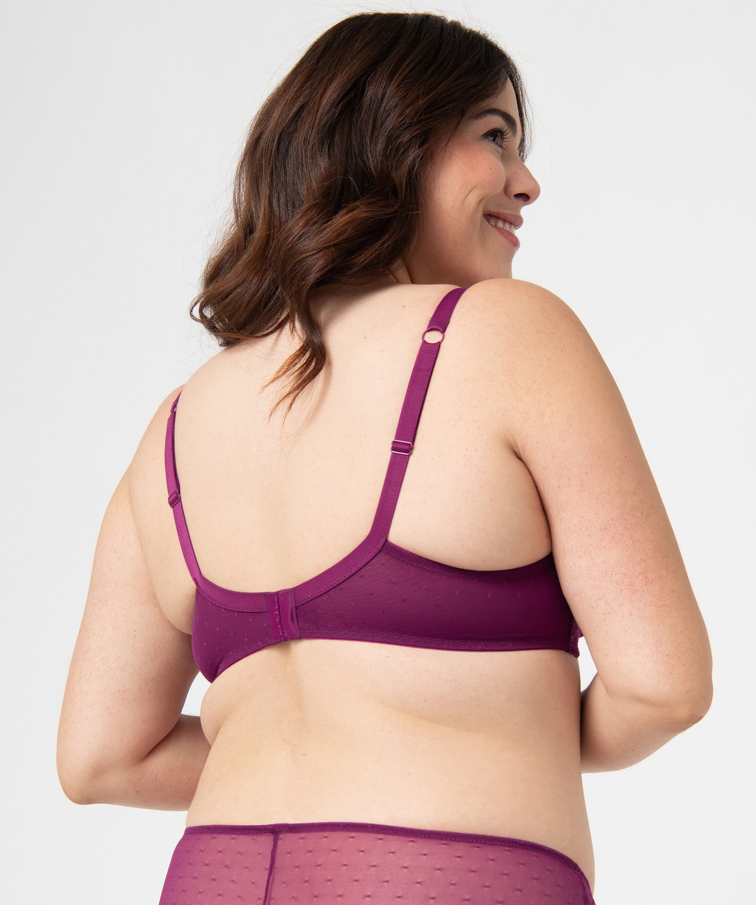 Soutien-gorge emboitant grande taille à armatures en dentelle violet | GEMO