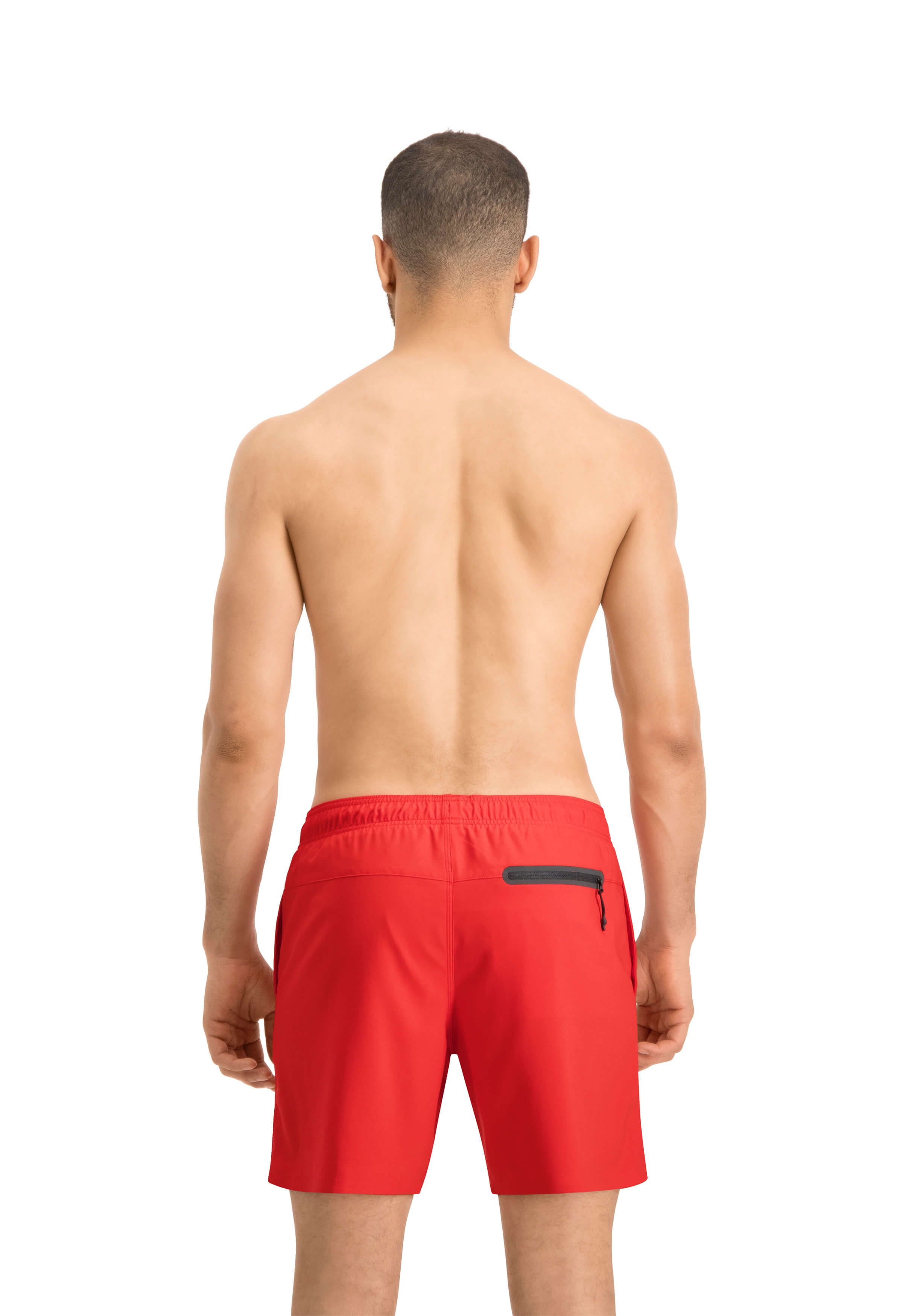 PUMA mittellange rote Badehose