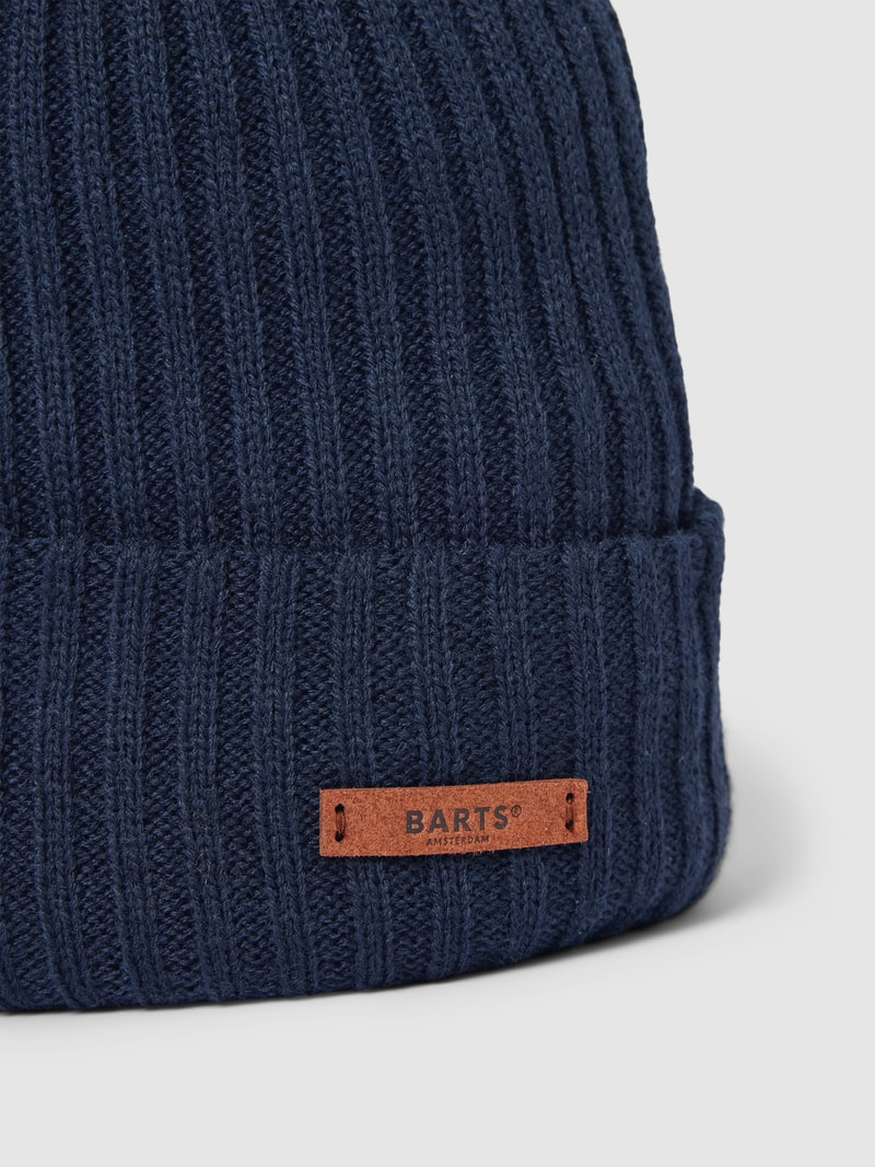 Mütze mit Logo-Applikation Modell 'WILBERT' in marineblau