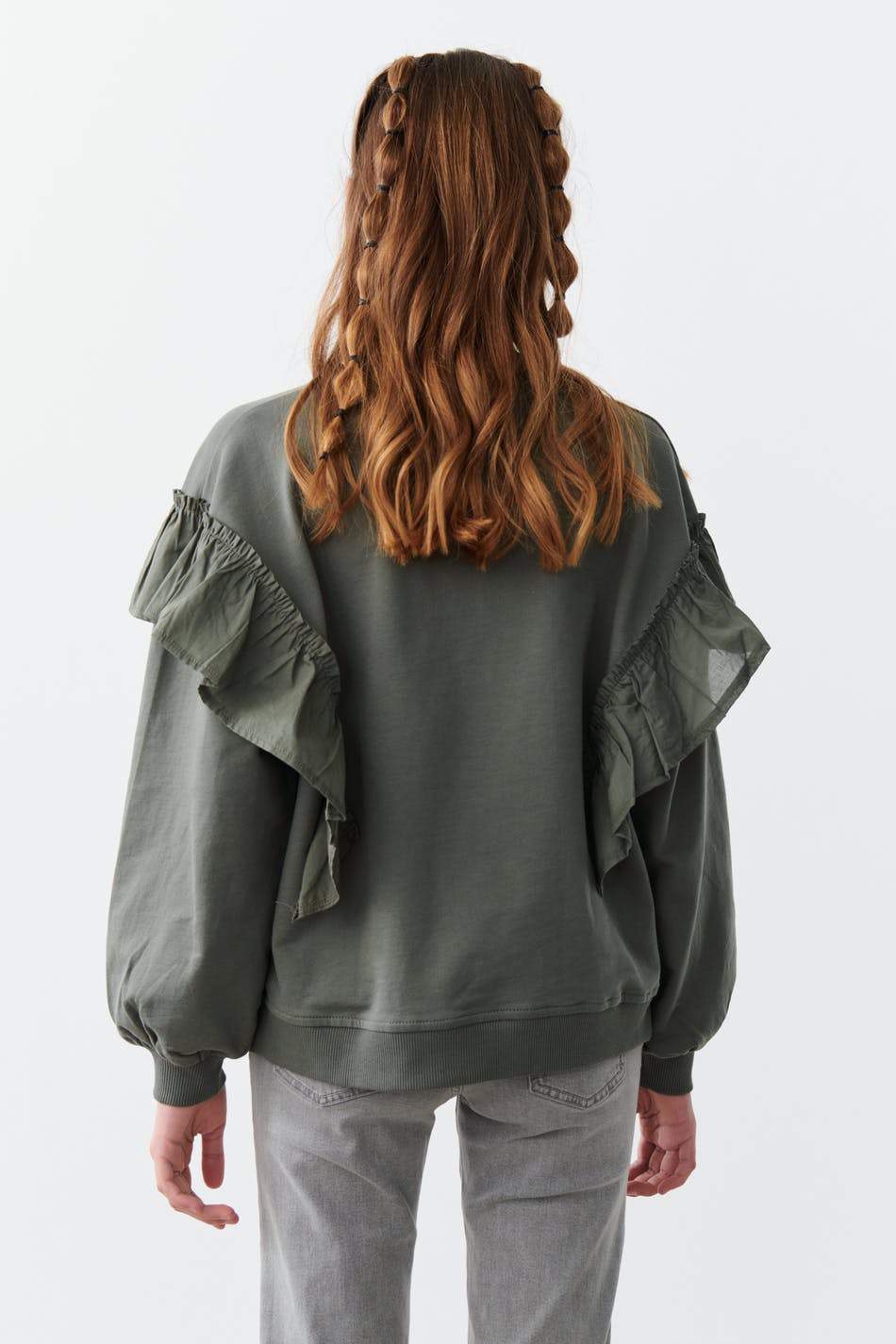 Y frill sweater