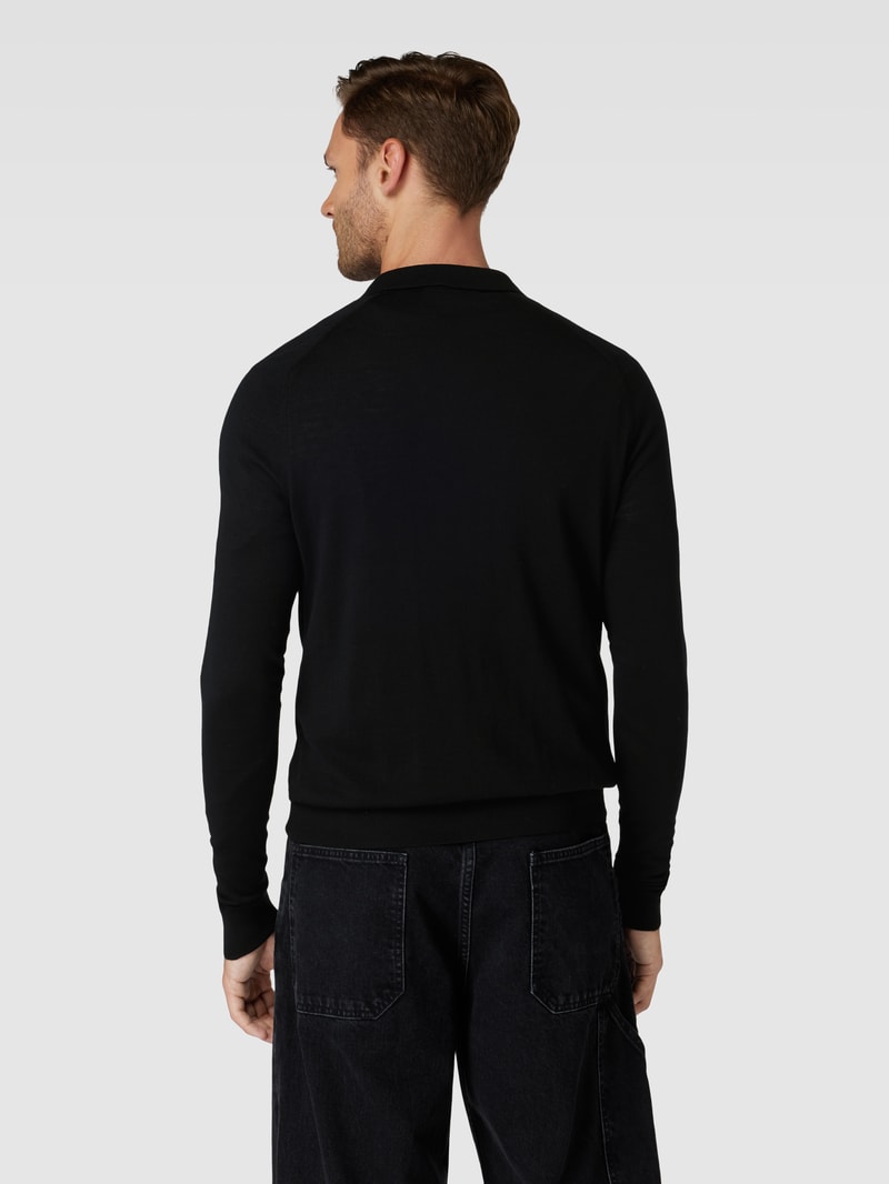 Pullover mit Polokragen aus Schurwolle in schwarz