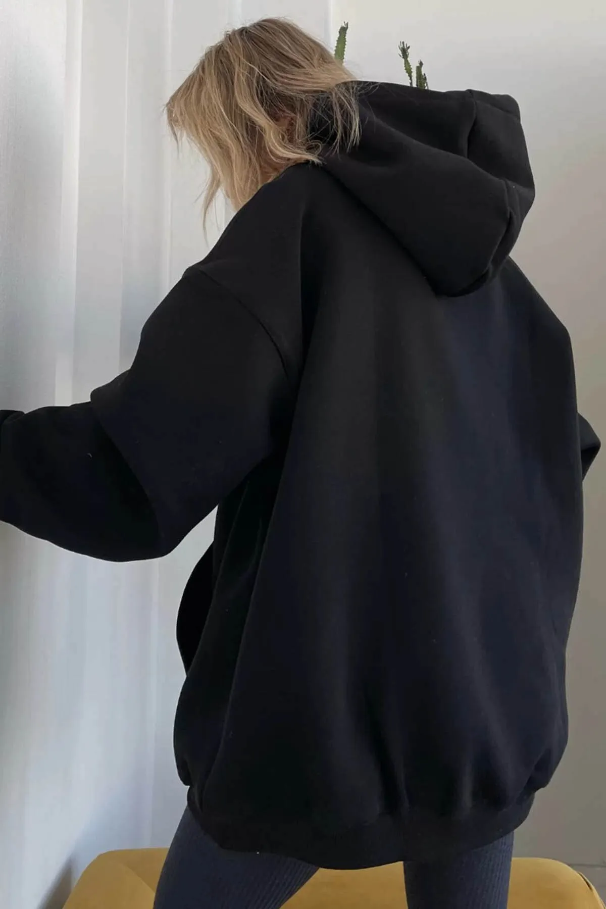 Madmext  Schwarzes geripptes Oversize-Sweatshirt mit Kapuze Mg1566