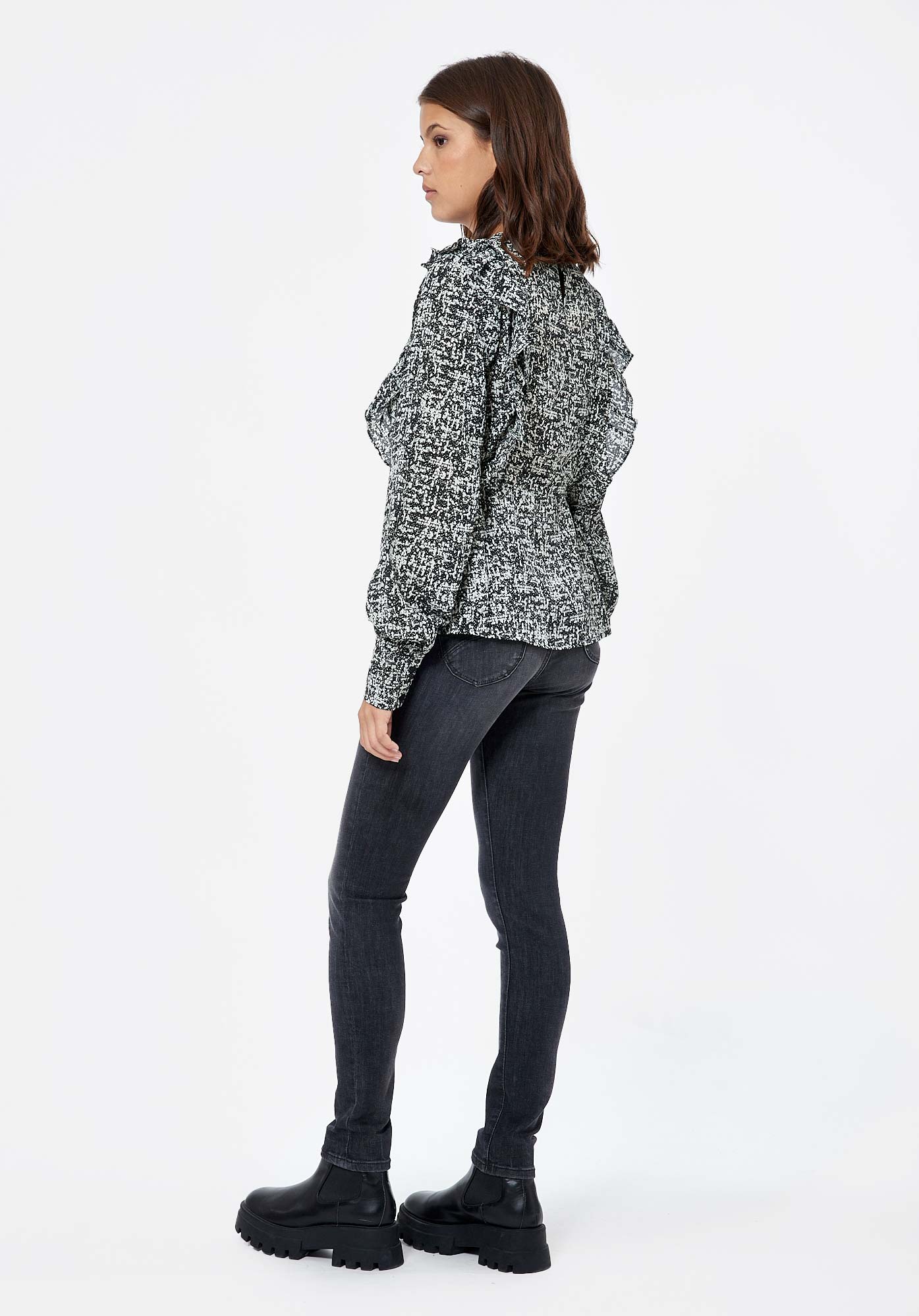 NEXT   Blouse noire et blanche Femme