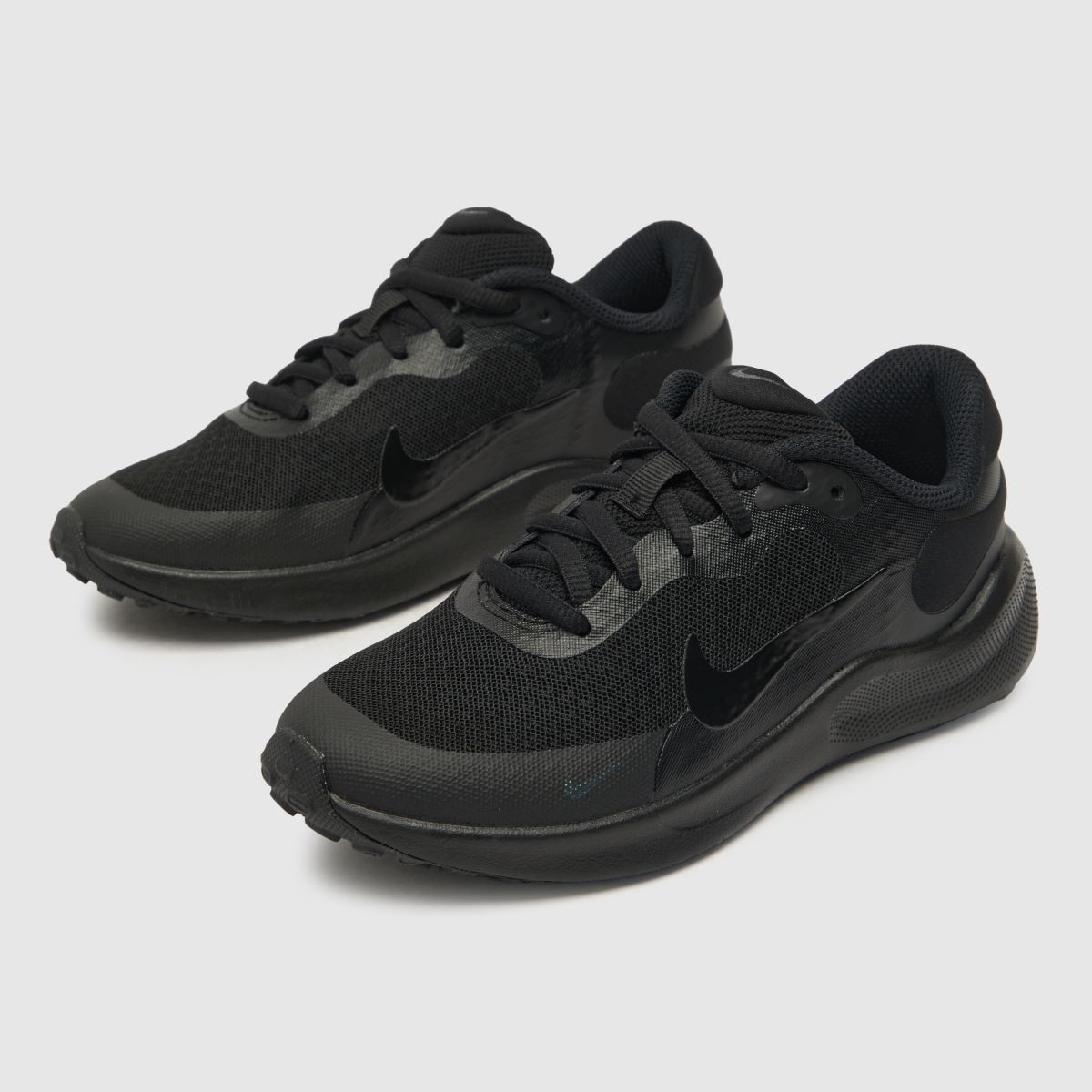 Črni športni copati Nike Revolution 7 Youth