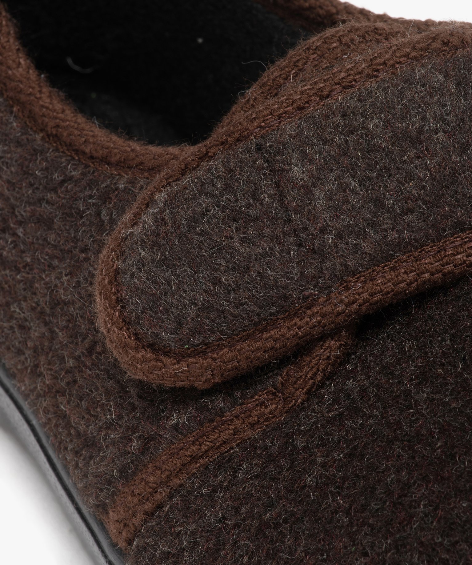Chaussons homme velours uni et fourrés laine marron | GEMO