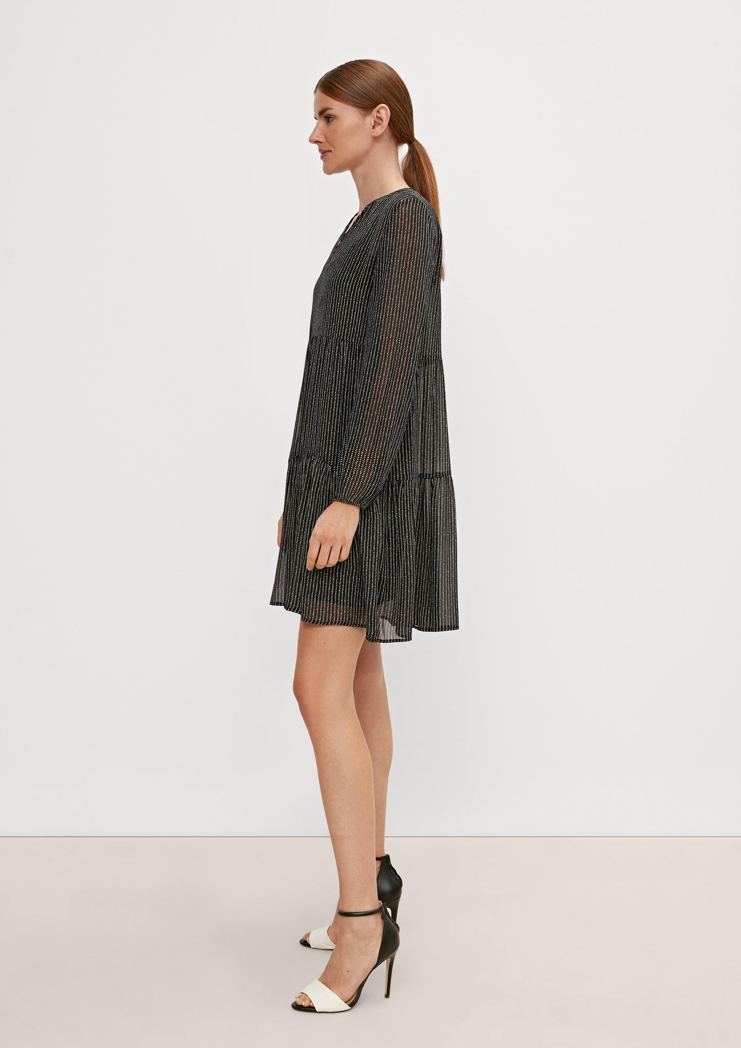 Kleid aus Viskosecrêpe - schwarz