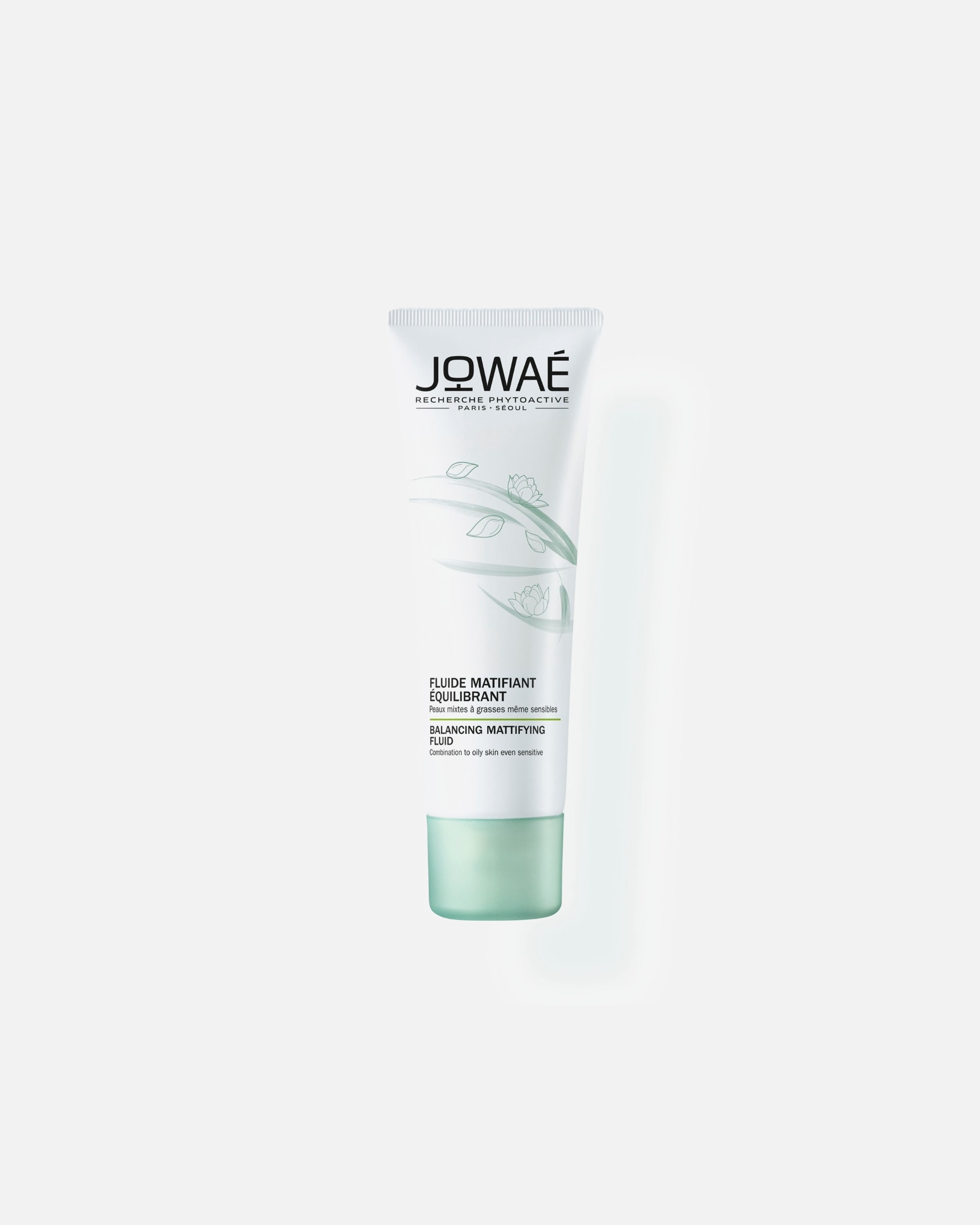 Jowaè Mattifying Balancing Fluid with Sacred Lotus