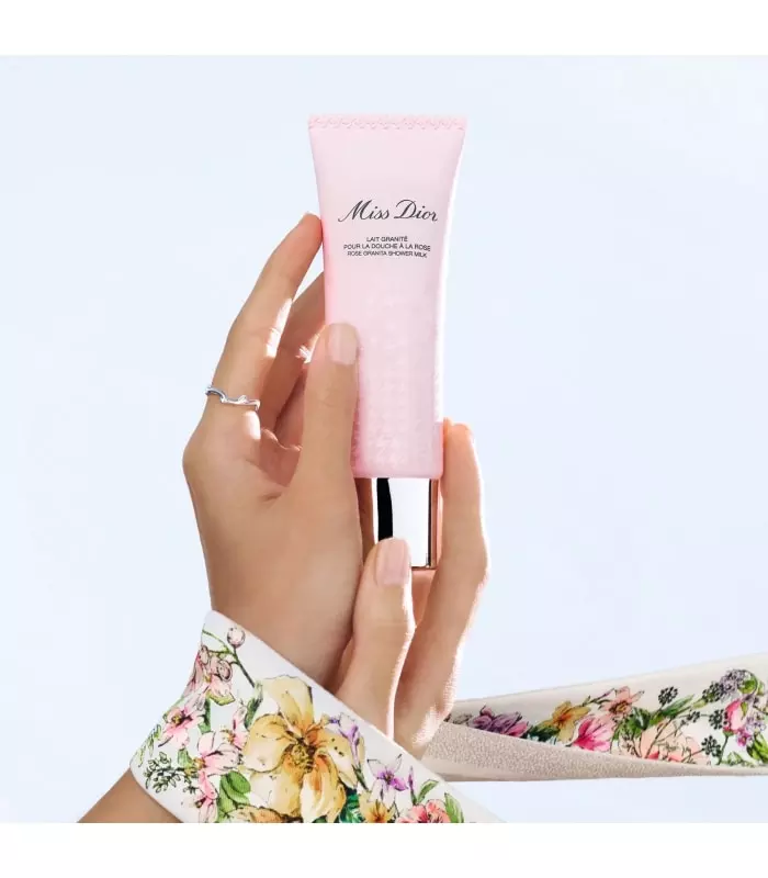 MISS DIOR Lait Granité pour la douche à la rose - Purifie et Hydrate
