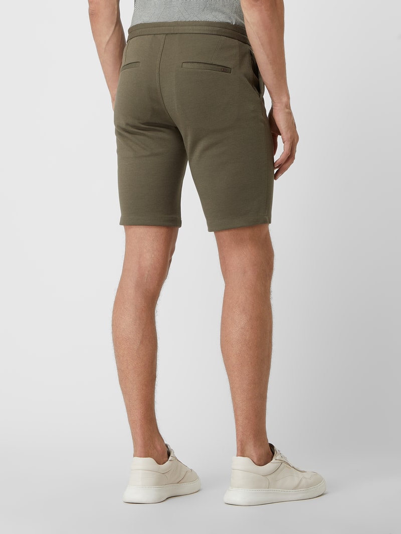 Shorts aus Piqué in olivgrün