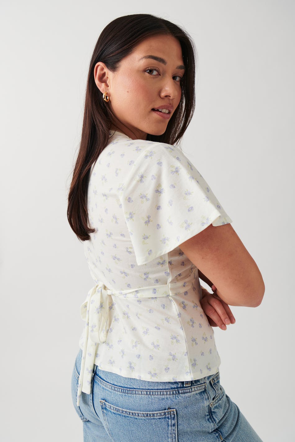 Tie top
