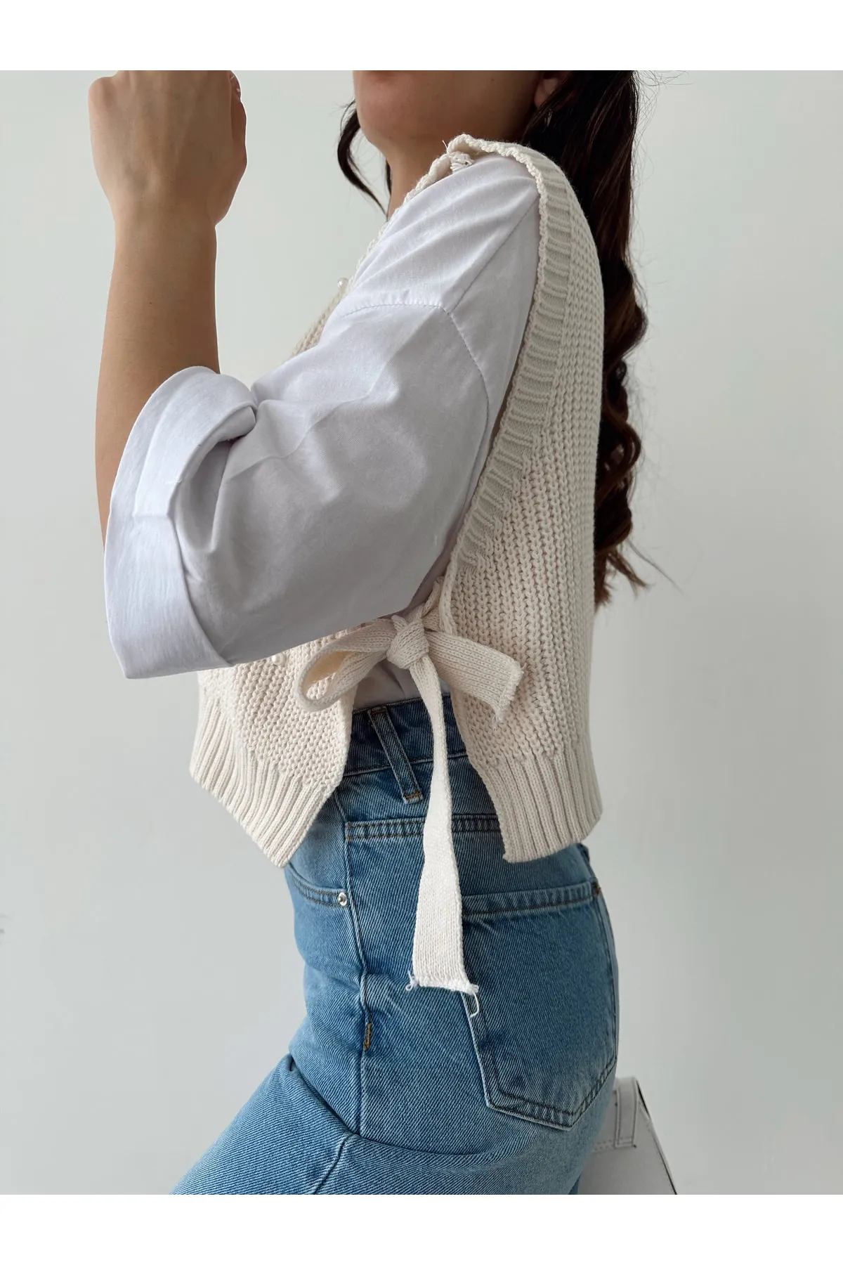 BEJNA  Damen-Strickpullover mit seitlichem Bindeband und Perlendetails
