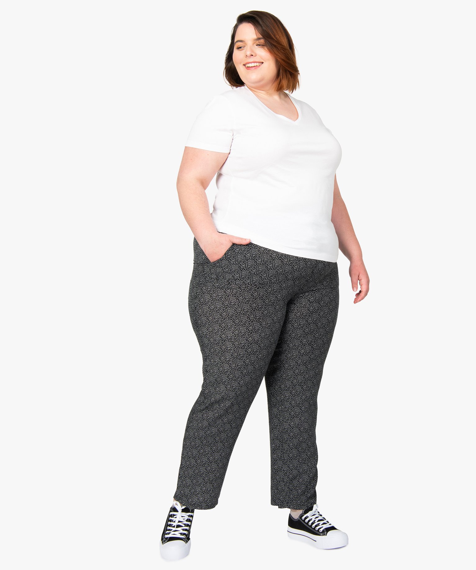 Tee-shirt femme grande taille à manches courtes et col V blanc | GEMO