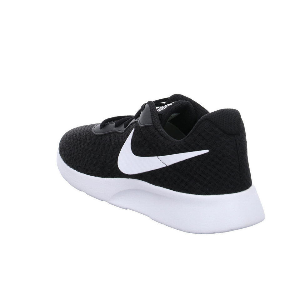 Nike Tanjun Sneaker