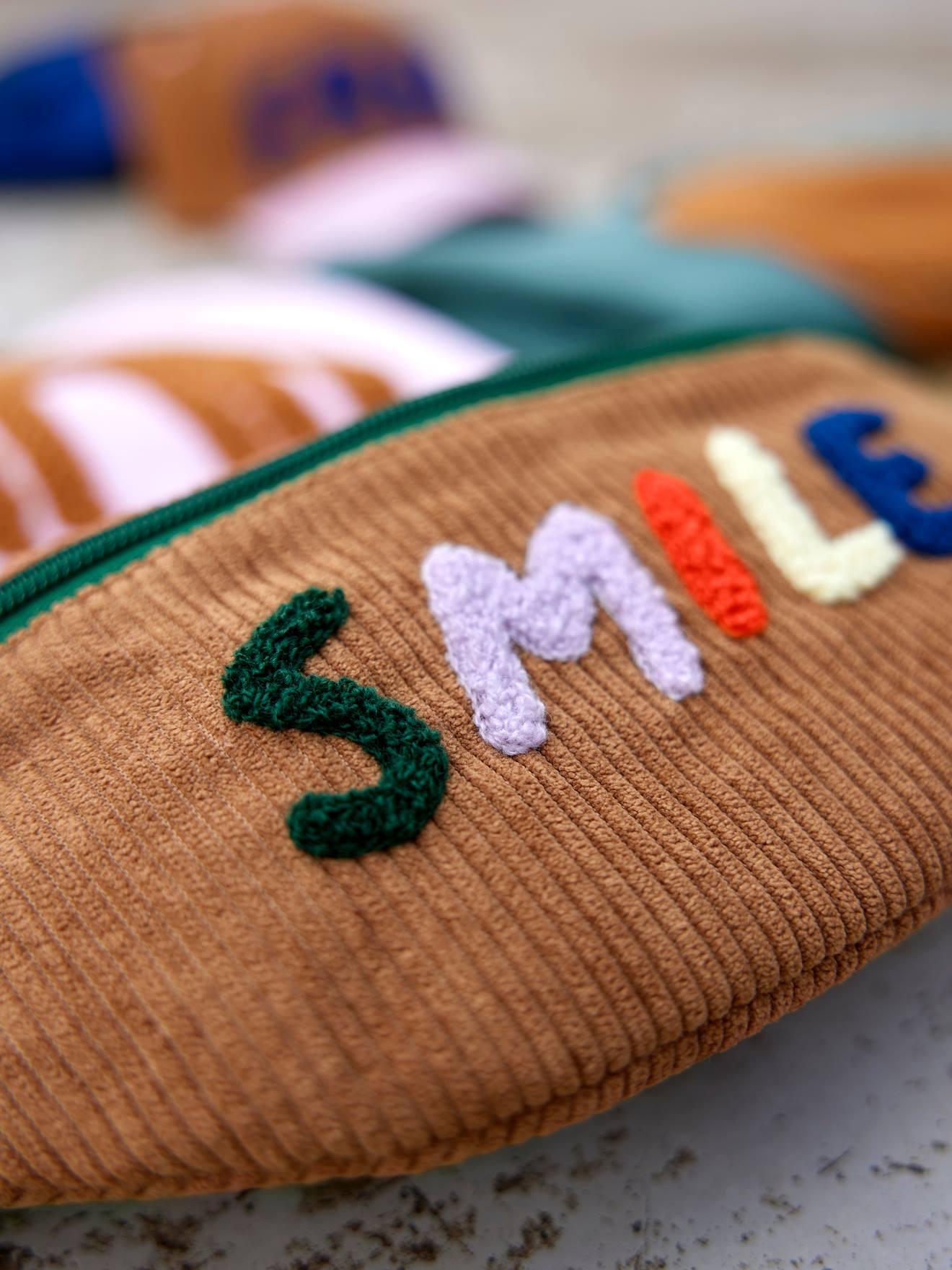 Lässig Kleinkinder Bauchtasche Little Gang LÄSSIG - karamell