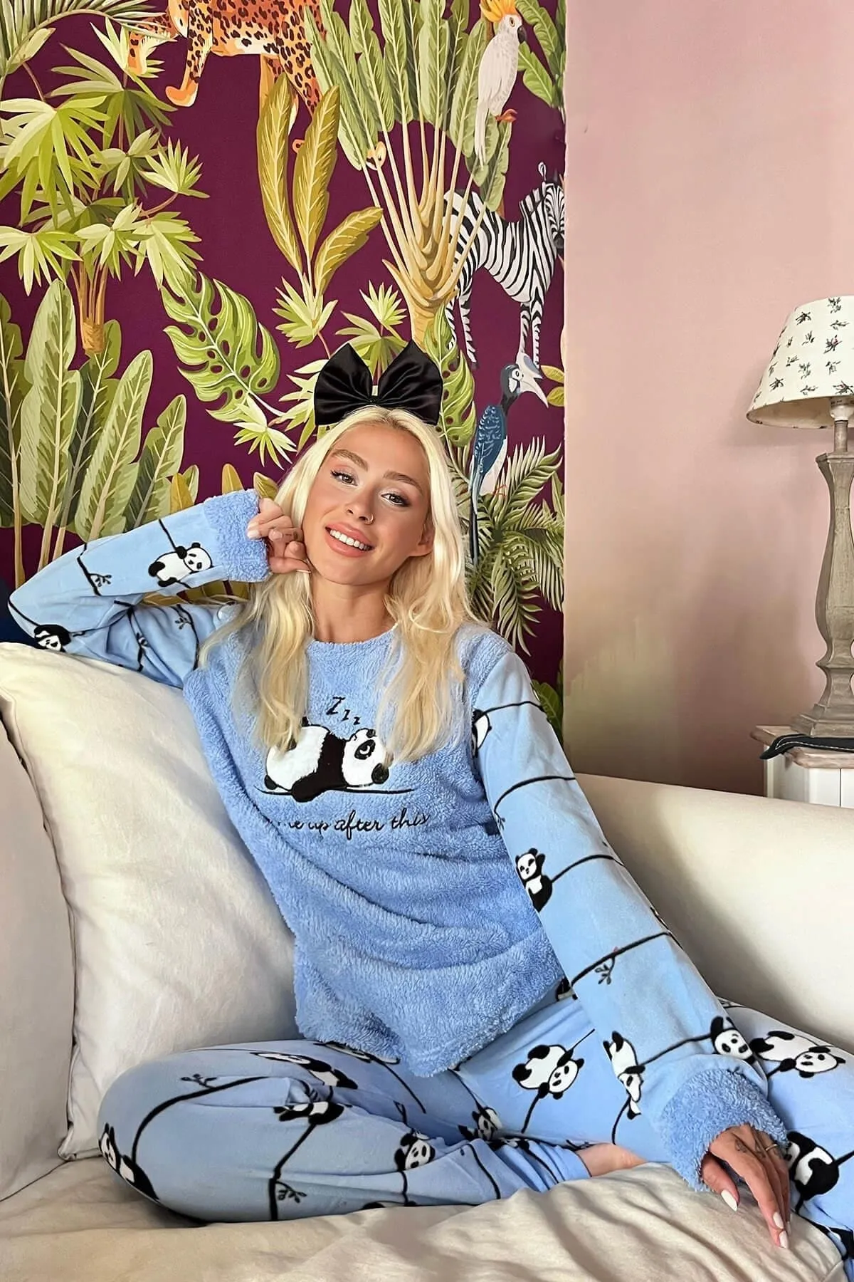Pijamaevi  Blaues Zzz Wake gemustertes Plüsch-Pyjama-Set für Damen