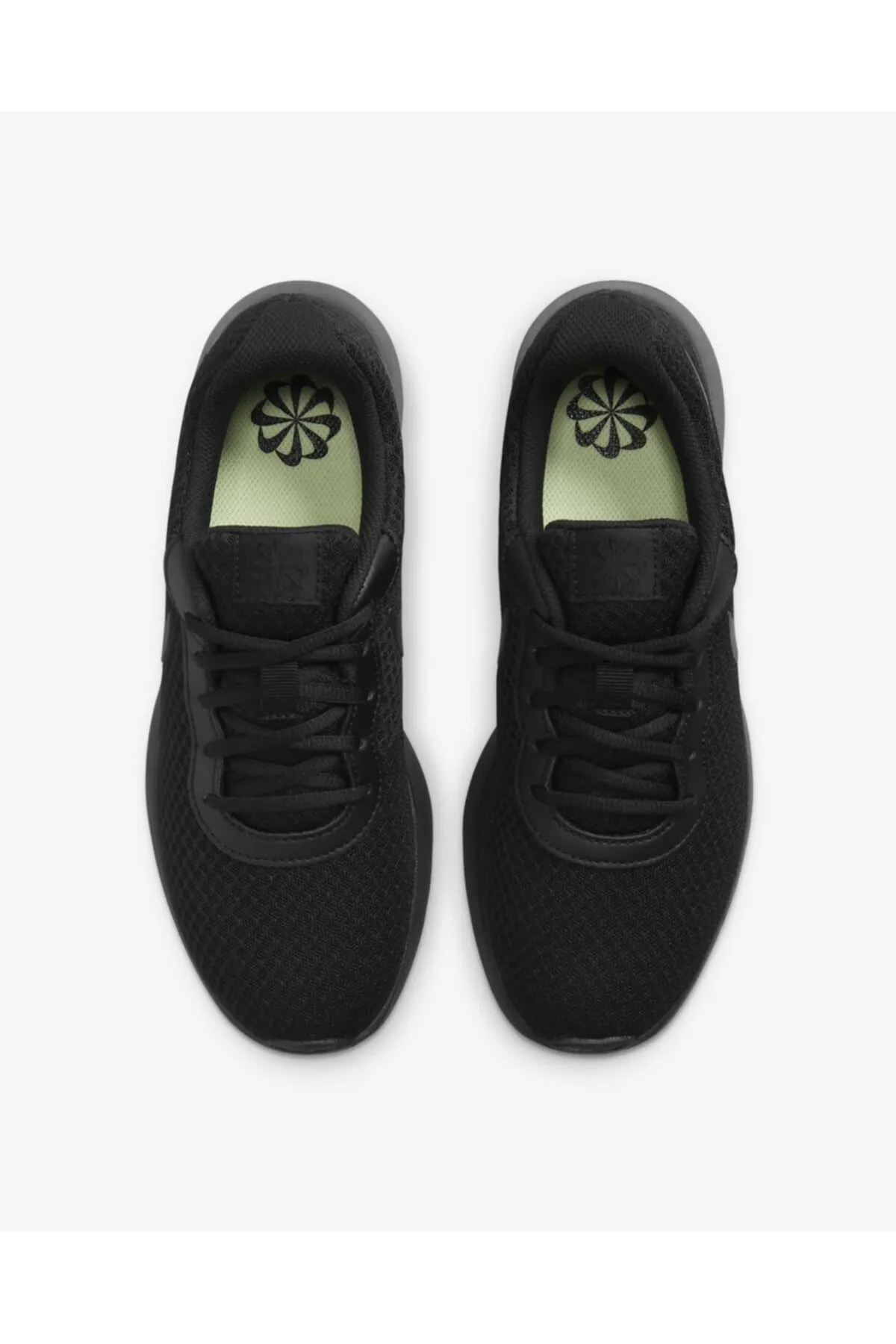 Nike  Dj6257-002 Tanjun Damen-Laufschuhe