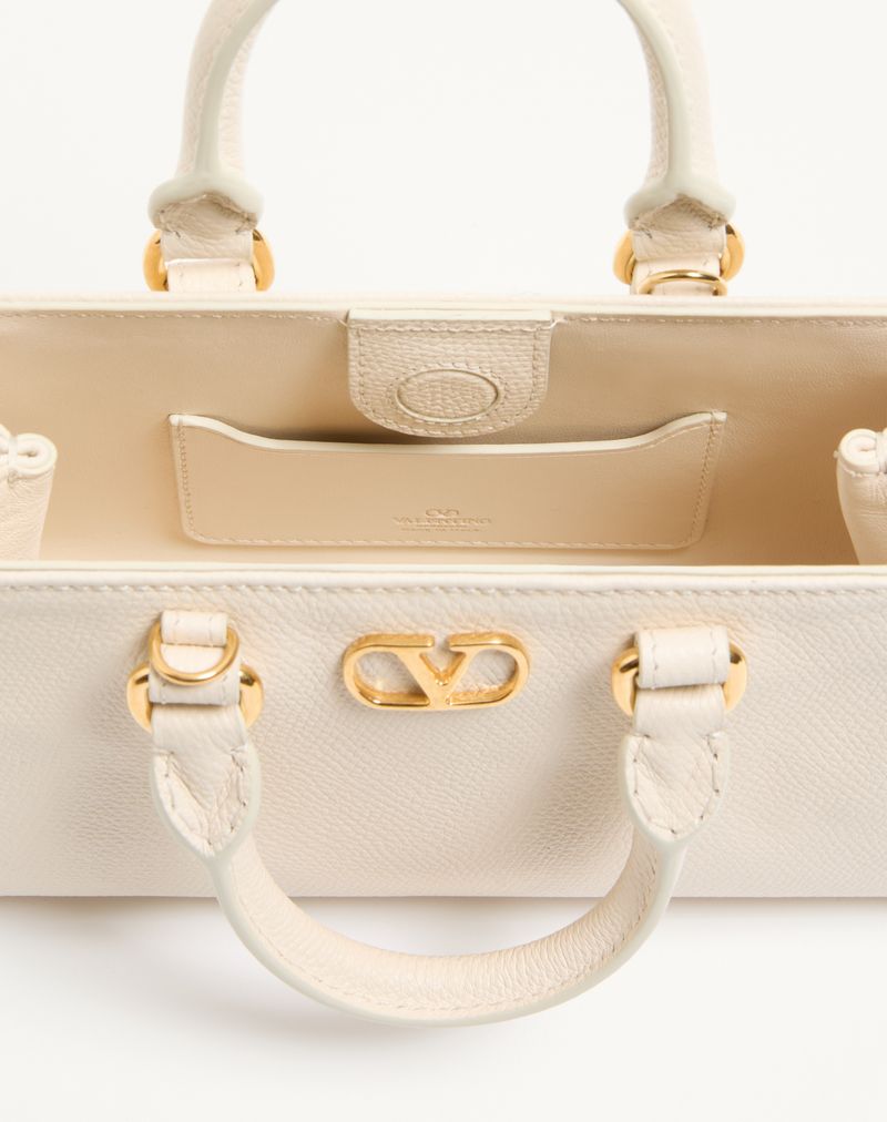 Bolsa Mini VLogo Signature em couro de bezerro granulado
