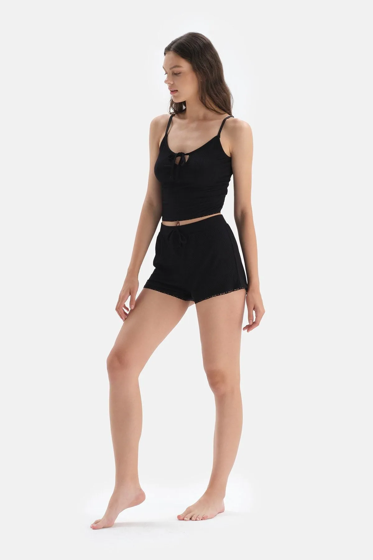 Dagi  Schwarzes Pyjama-Oberteil aus Viskose mit Trägern