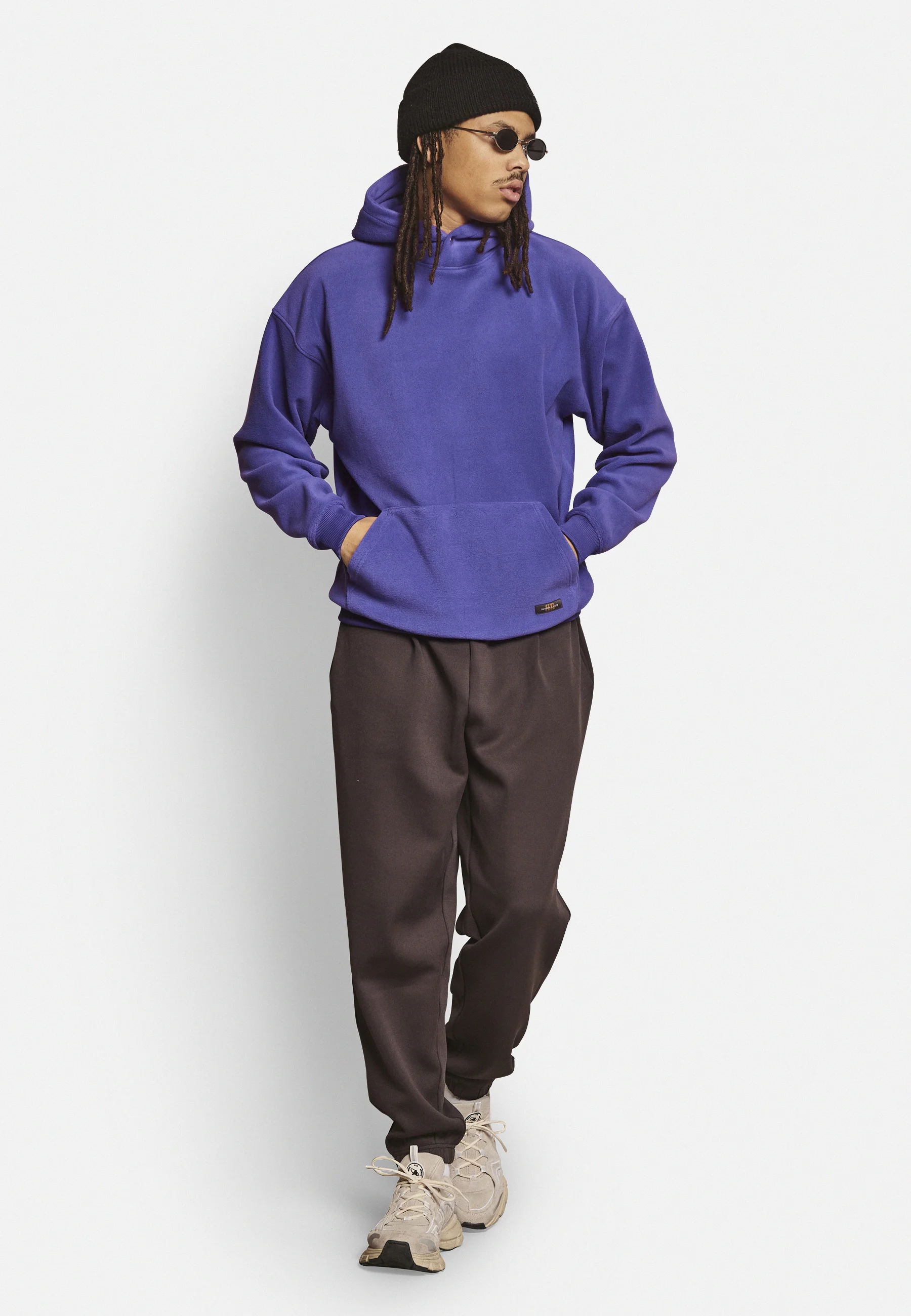 Rebelde redefinido JAGGER - Sudadera con capucha