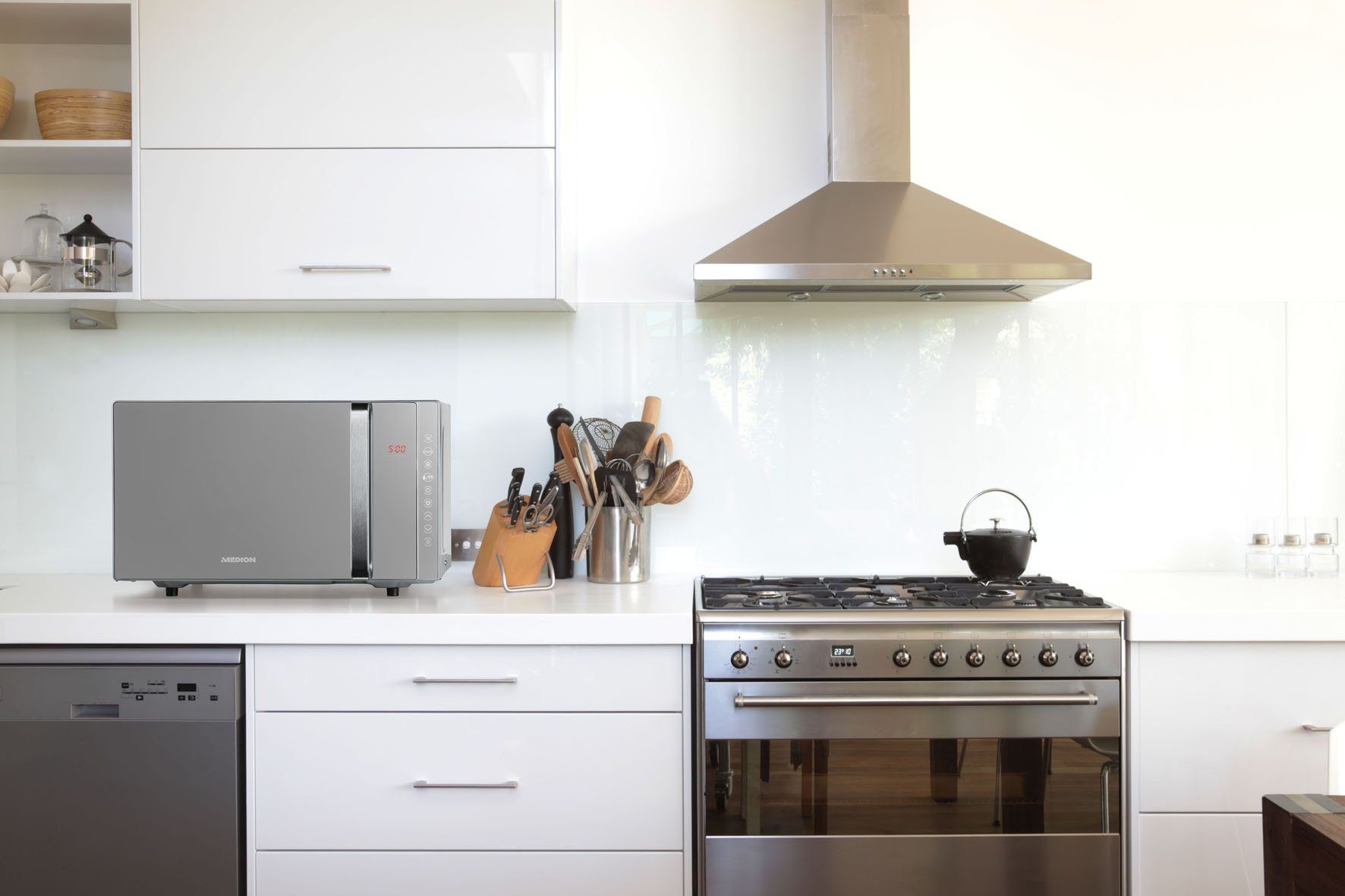 Medion® Mikrowelle MD 17495, Grill und Heißluft, 23 l, 10 Automatikprogramme