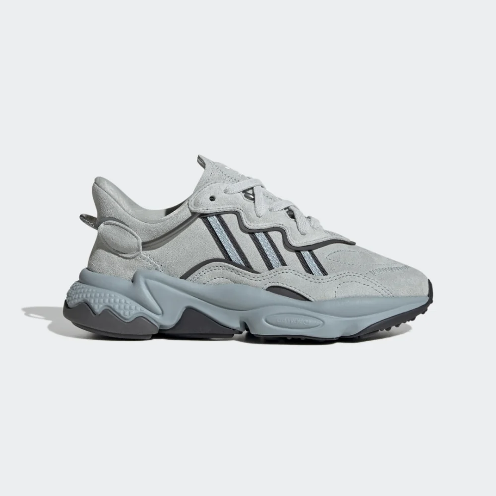 adidas OZWEEGO HQ1633 / schwarz