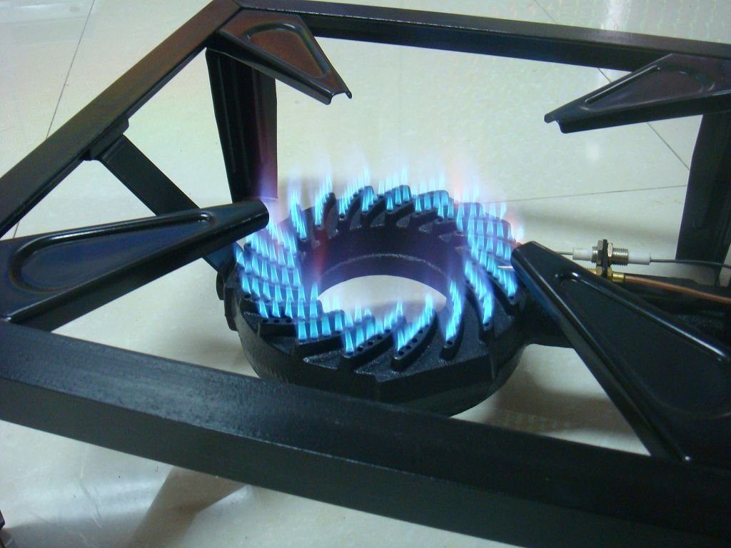 Wehmann Gaskocher 10,5 KW Profi 4 Fuß Hockerkocher, mit Gasschlauch und Druckregler