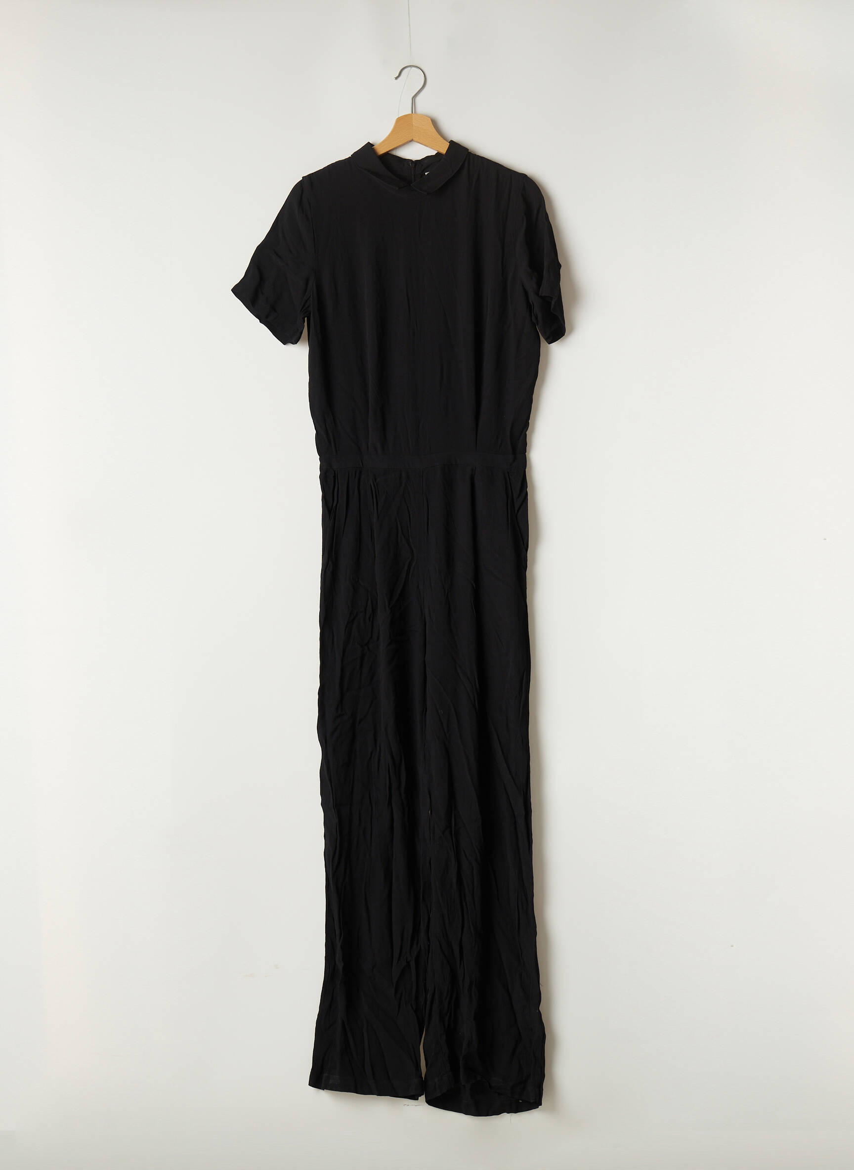 Minimum Combinaisons 1 Femme couleur noir