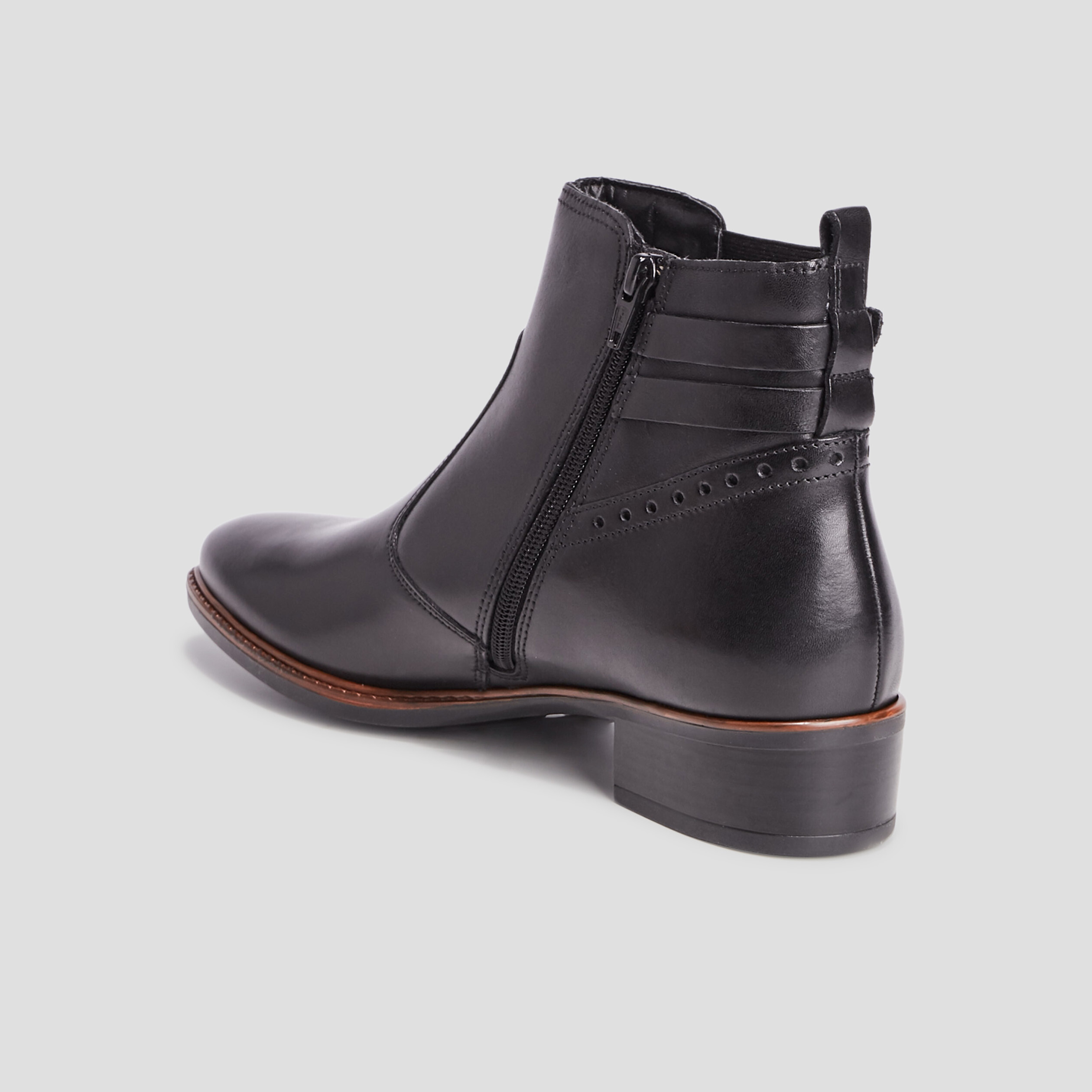 Bottines en cuir noir femme | La Halle