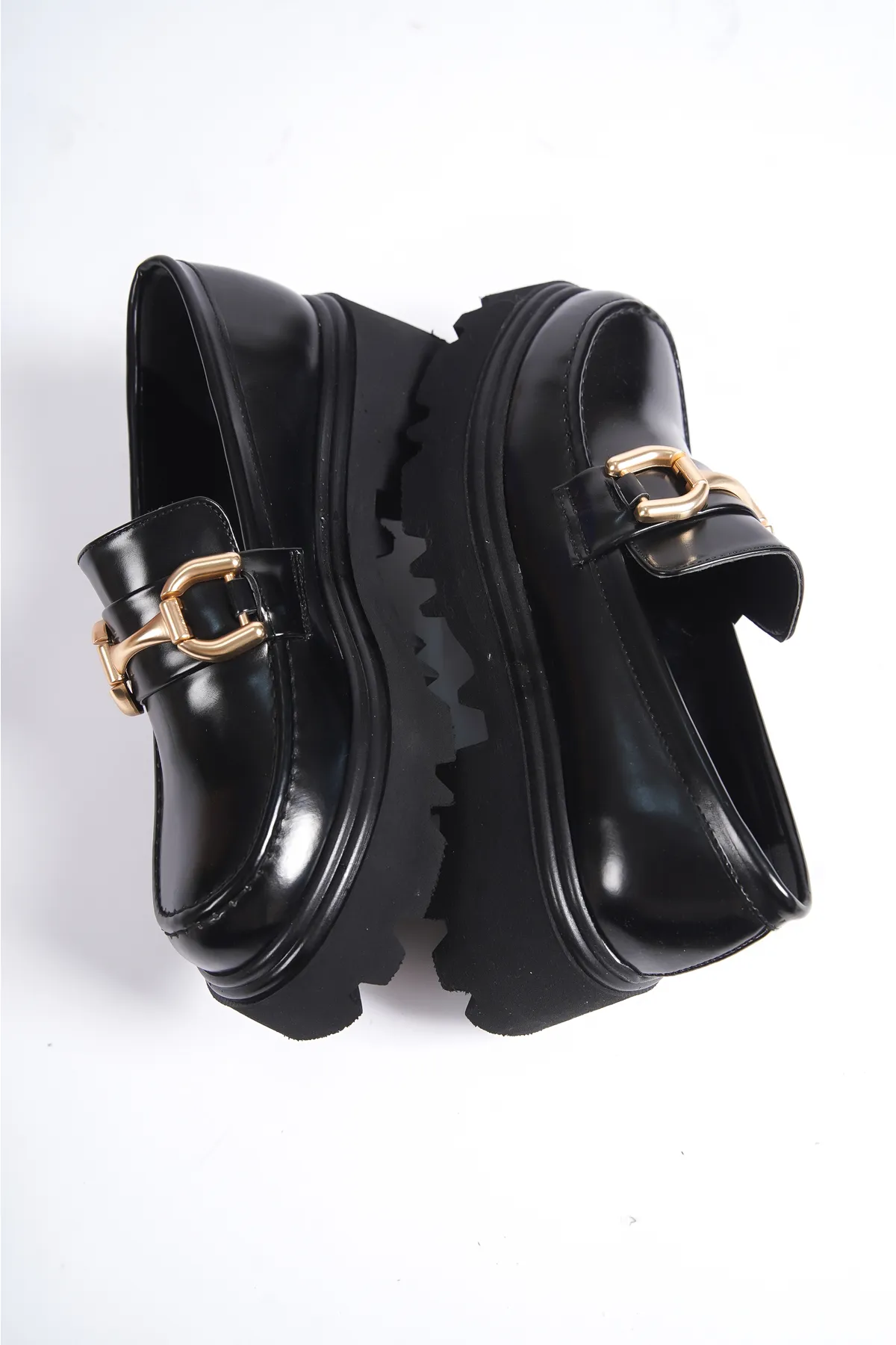 Capone Outfitters  Damen-Loafer mit runder Zehenpartie