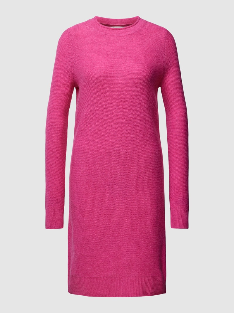 Knielanges Strickkleid mit geripptem Rundhalsausschnitt in fuchsia