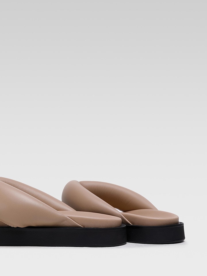 Gino Rossi Leder-Zehentrenner in Beige günstig kaufen