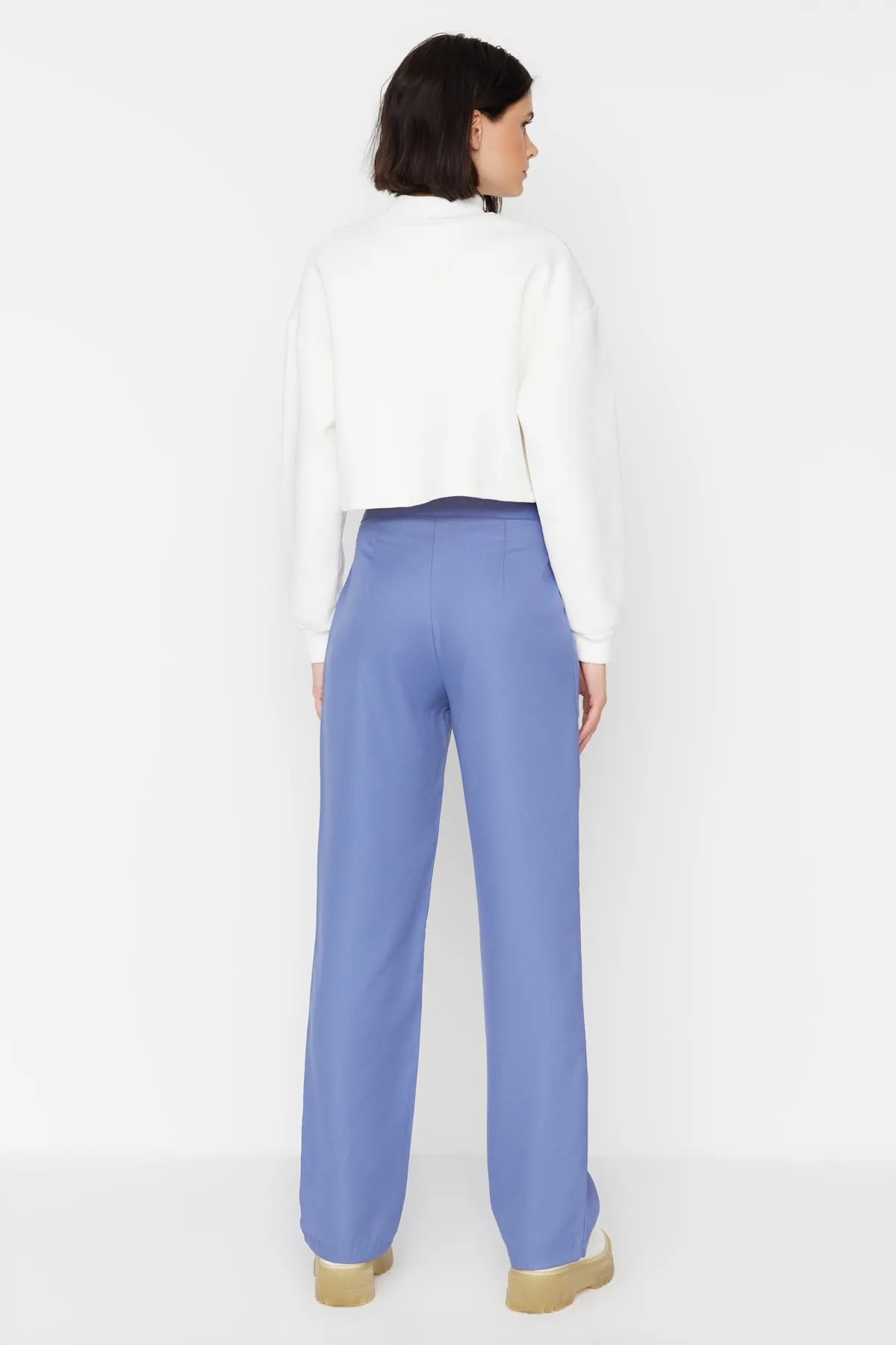 Trendyol Collection  Blaue, plissierte Webhose mit weitem Bein TWOSS19WX0017