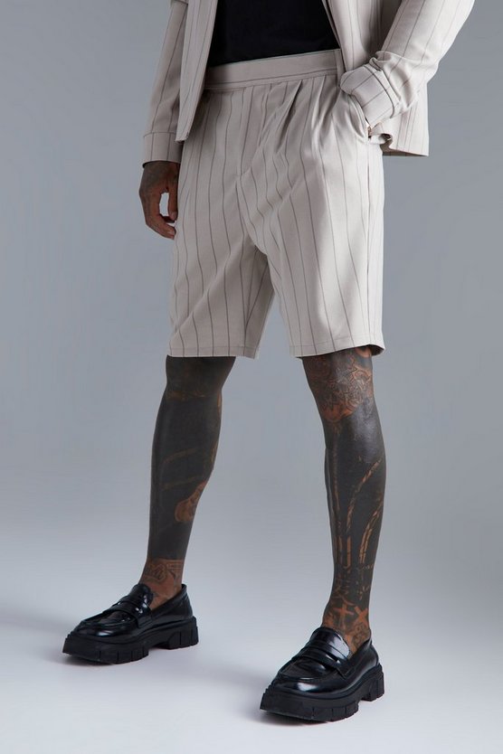 Smarte gestreifte Slim-Fit Shorts