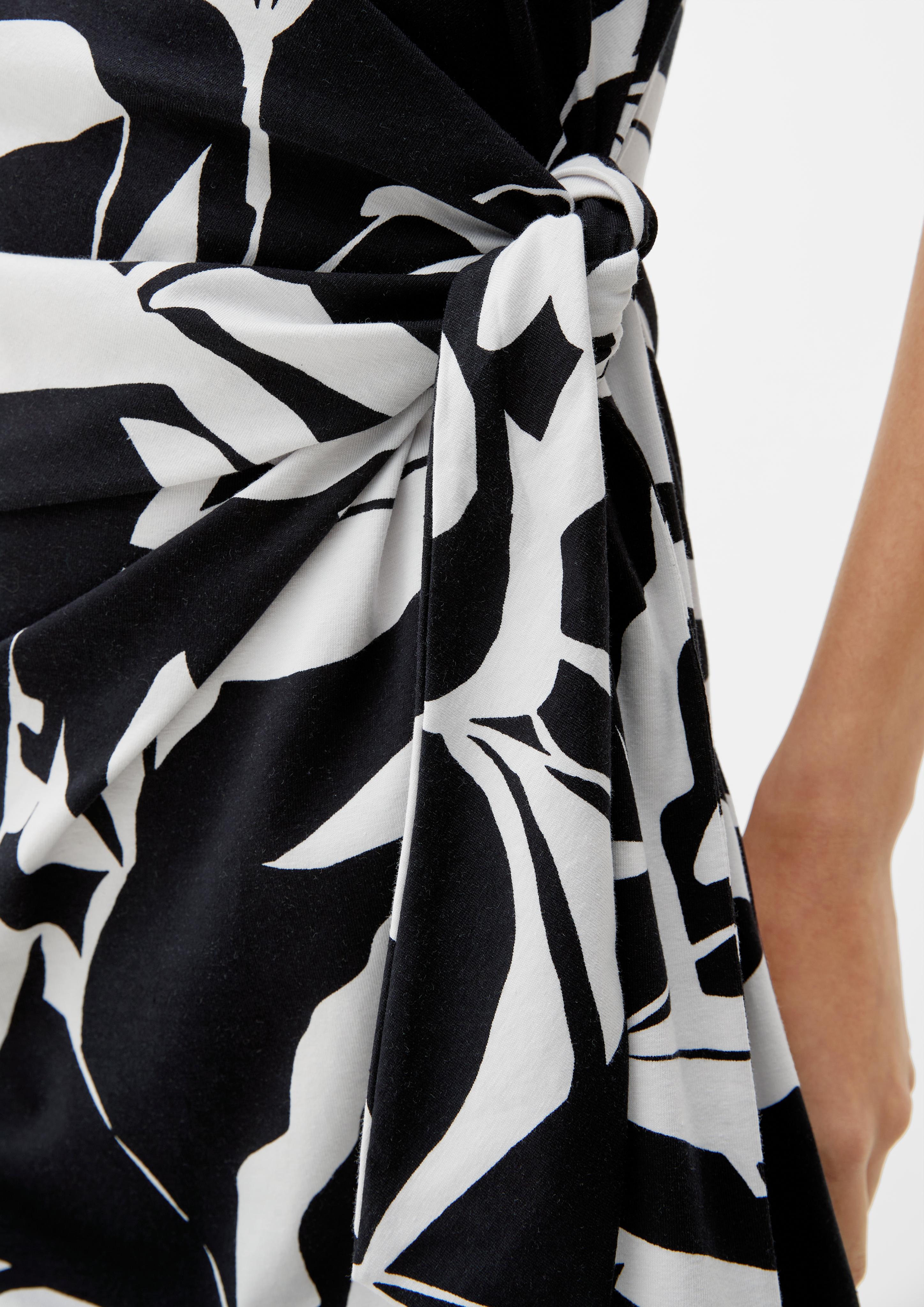 Kleid aus Baumwollstretch  2131926-99A3