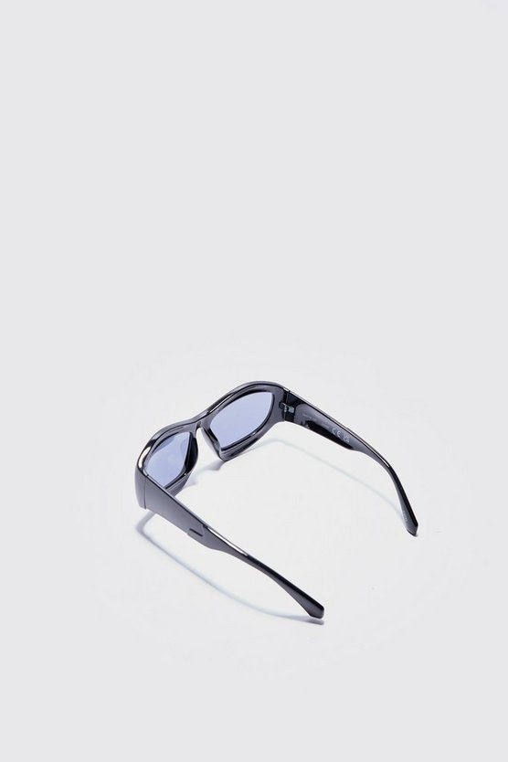 Klobige Plastik Sonnenbrille in schwarz
