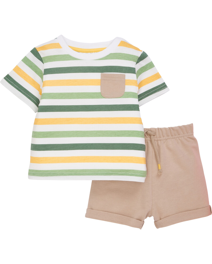 T-Shirt + Shorts