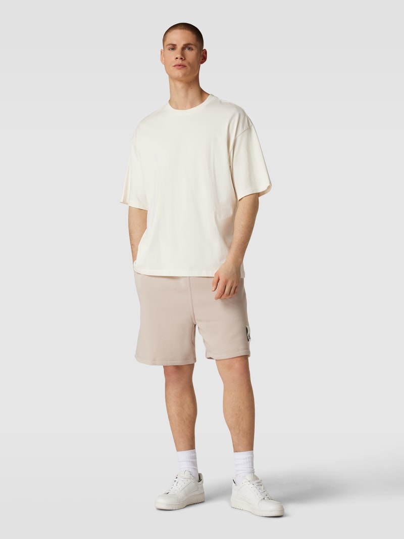 Sweatshorts mit Label-Patch in haselnuss braun