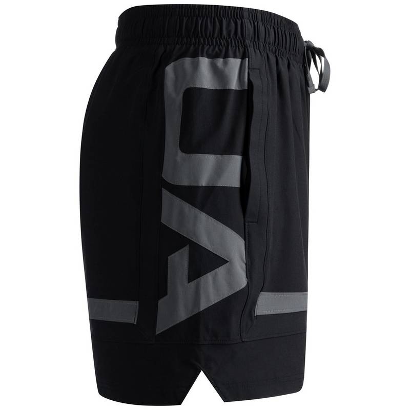Under Armour Baseline Woven Shorts Herren