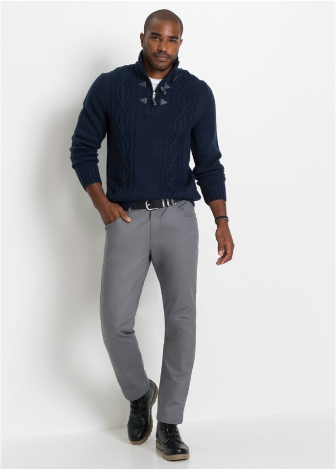 Pullover mit Zopfmuster