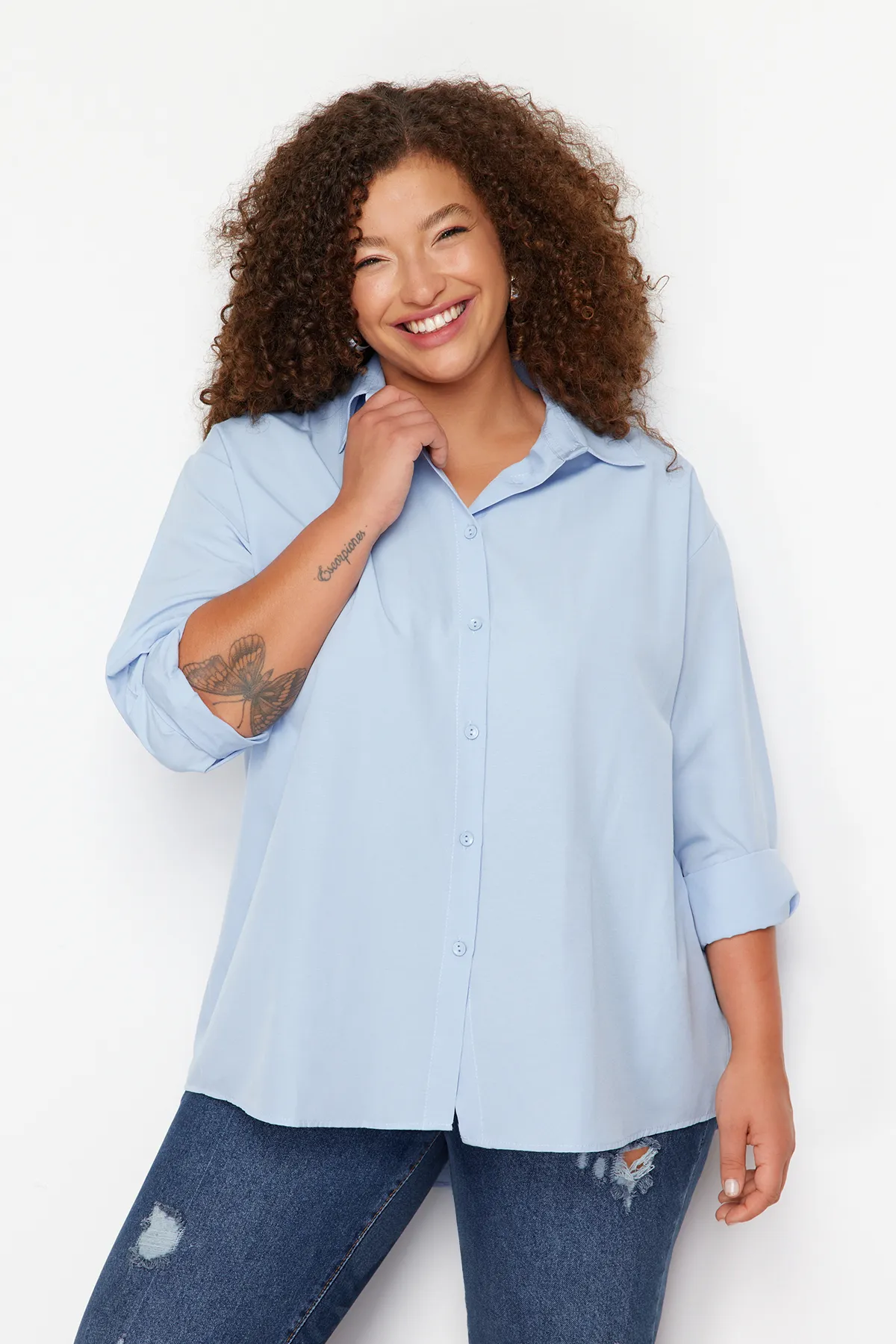 Trendyol Curve  Hellblaues gewebtes Hemd TBSSS22GO0319